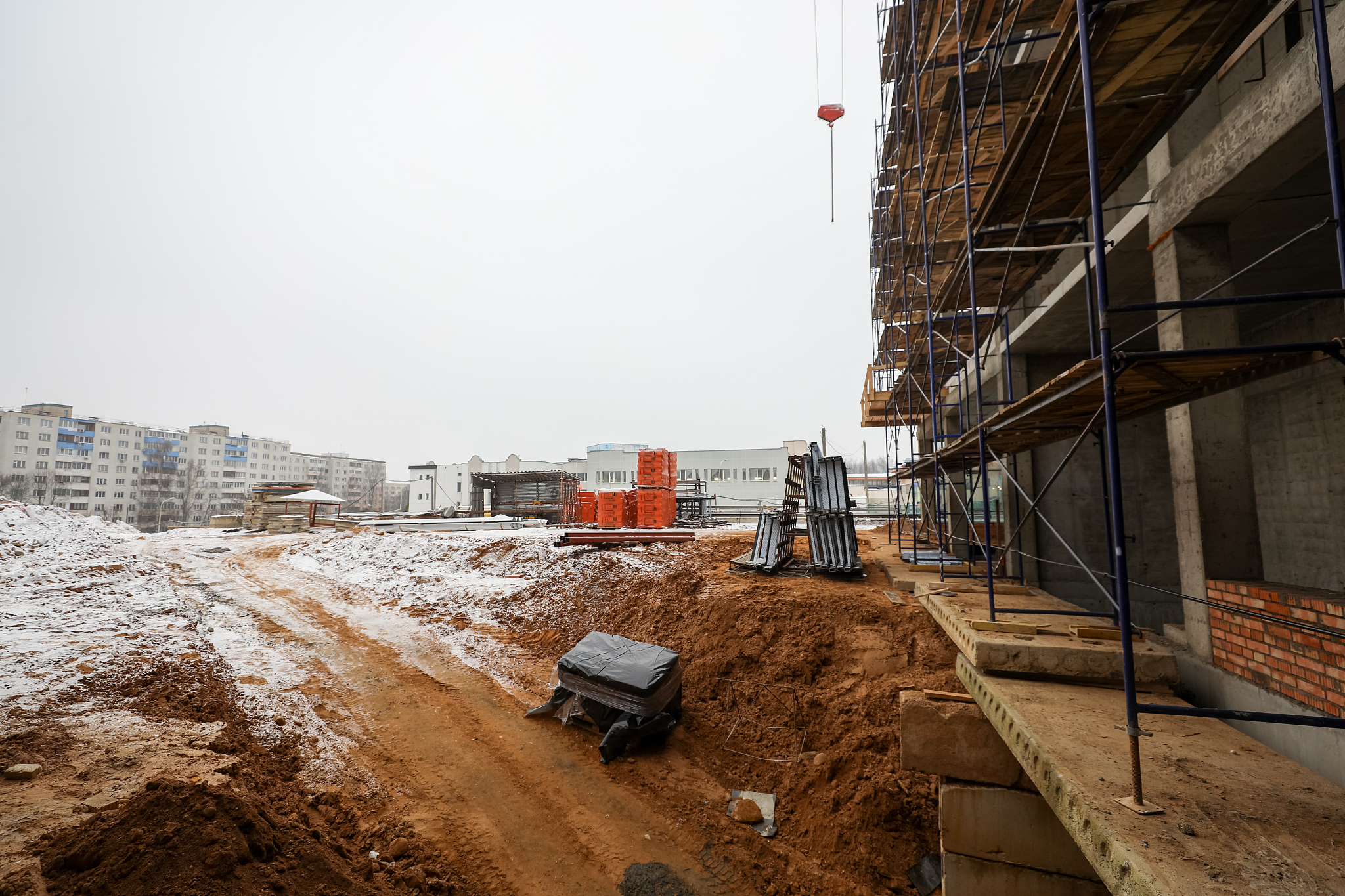 云南南方青年进修学院工程造价专业解读 - 未来建筑工程人才的摇篮