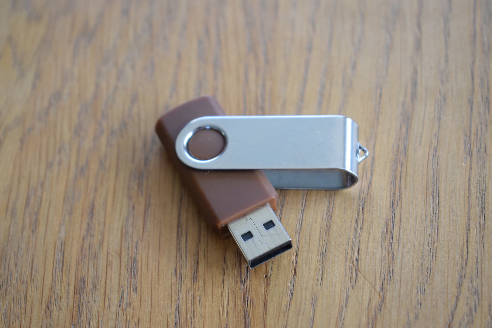 Cara Memutuskan Koneksi Flashdisk di iPhone