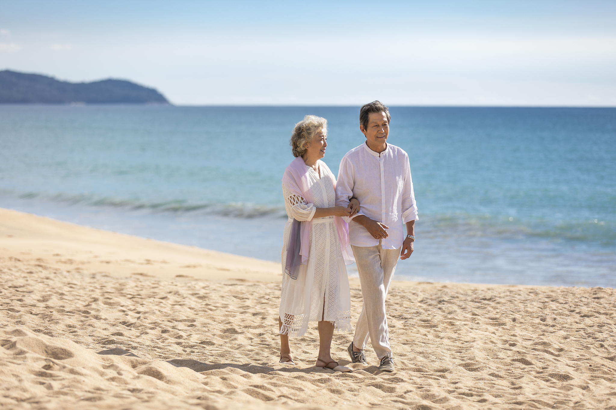 回忆之旅：重温美好时光的暖心短片