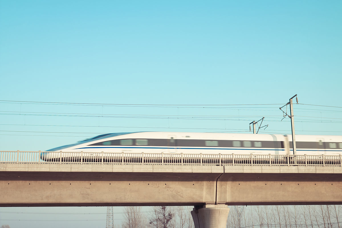 四川省高铁学校升学指南：硕士、博士深造机会及未来发展方向