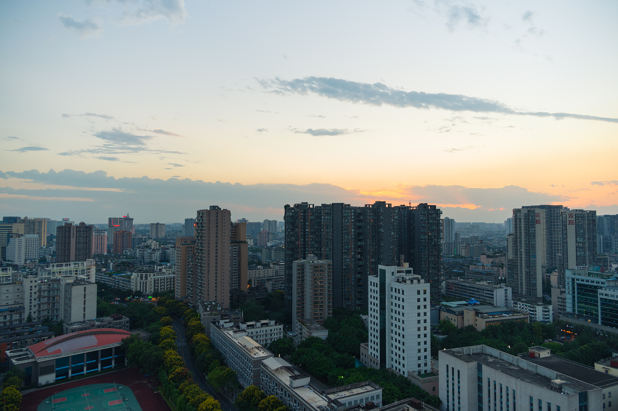 成都城市日出风光