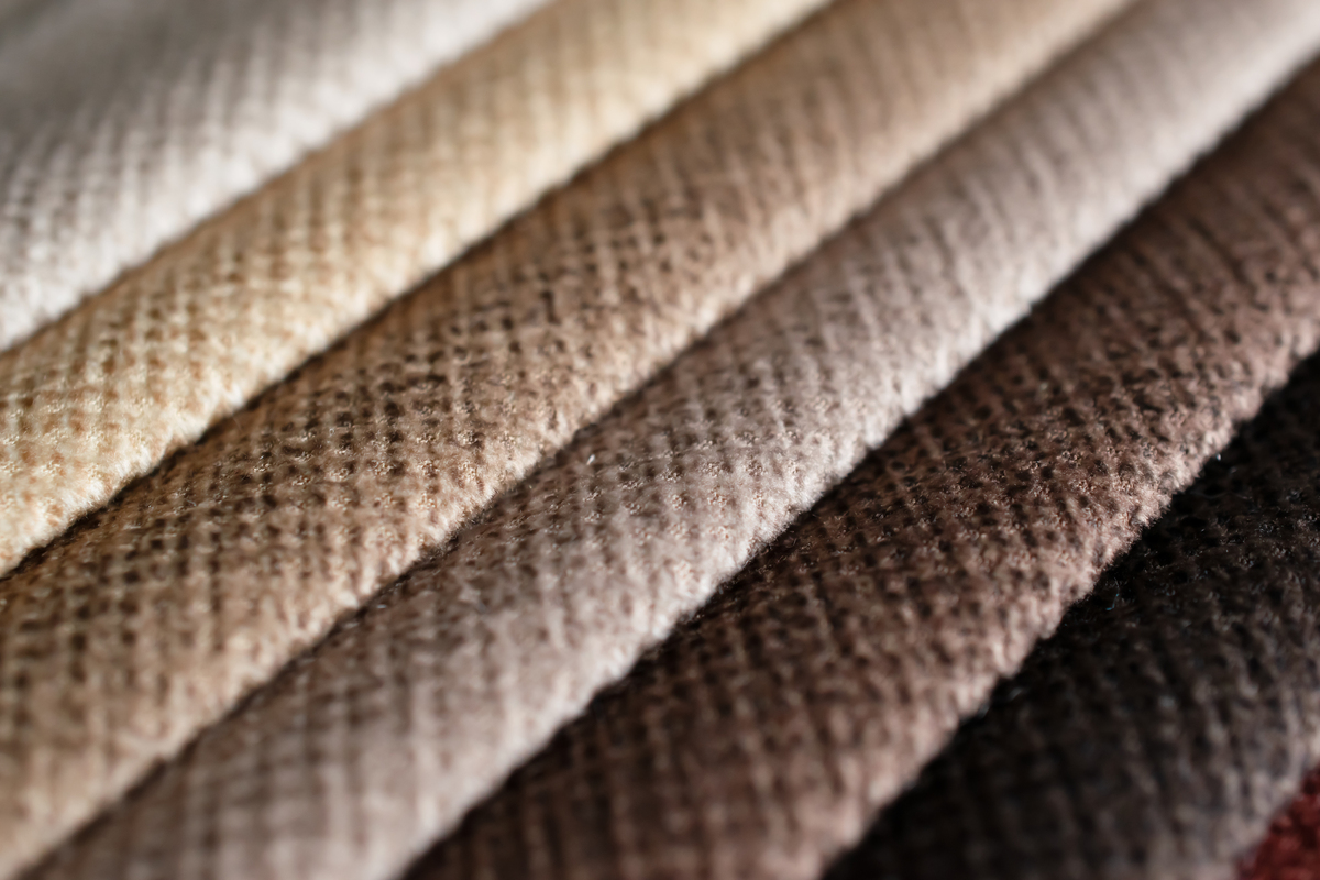 灯芯绒面料款式大全：纯色、条纹、印花等，总有一款适合你！