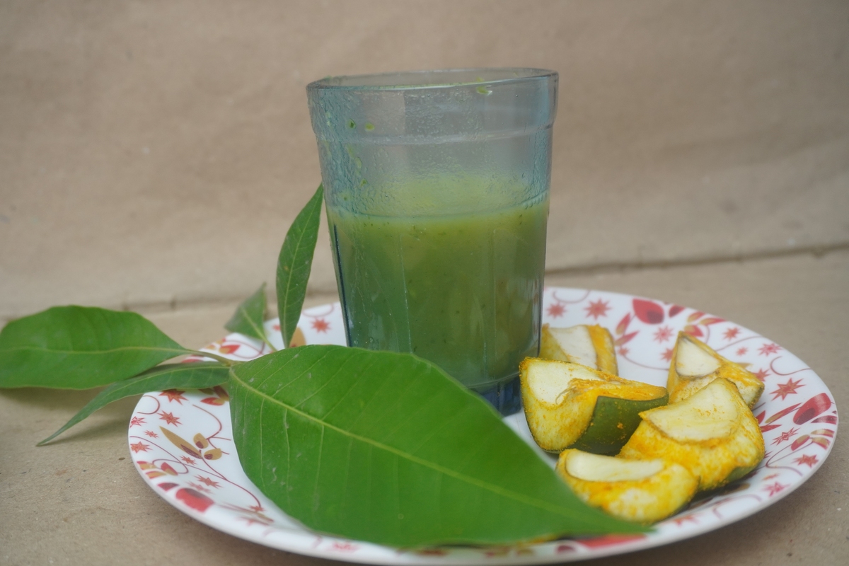 香蕉和绿茶煮水