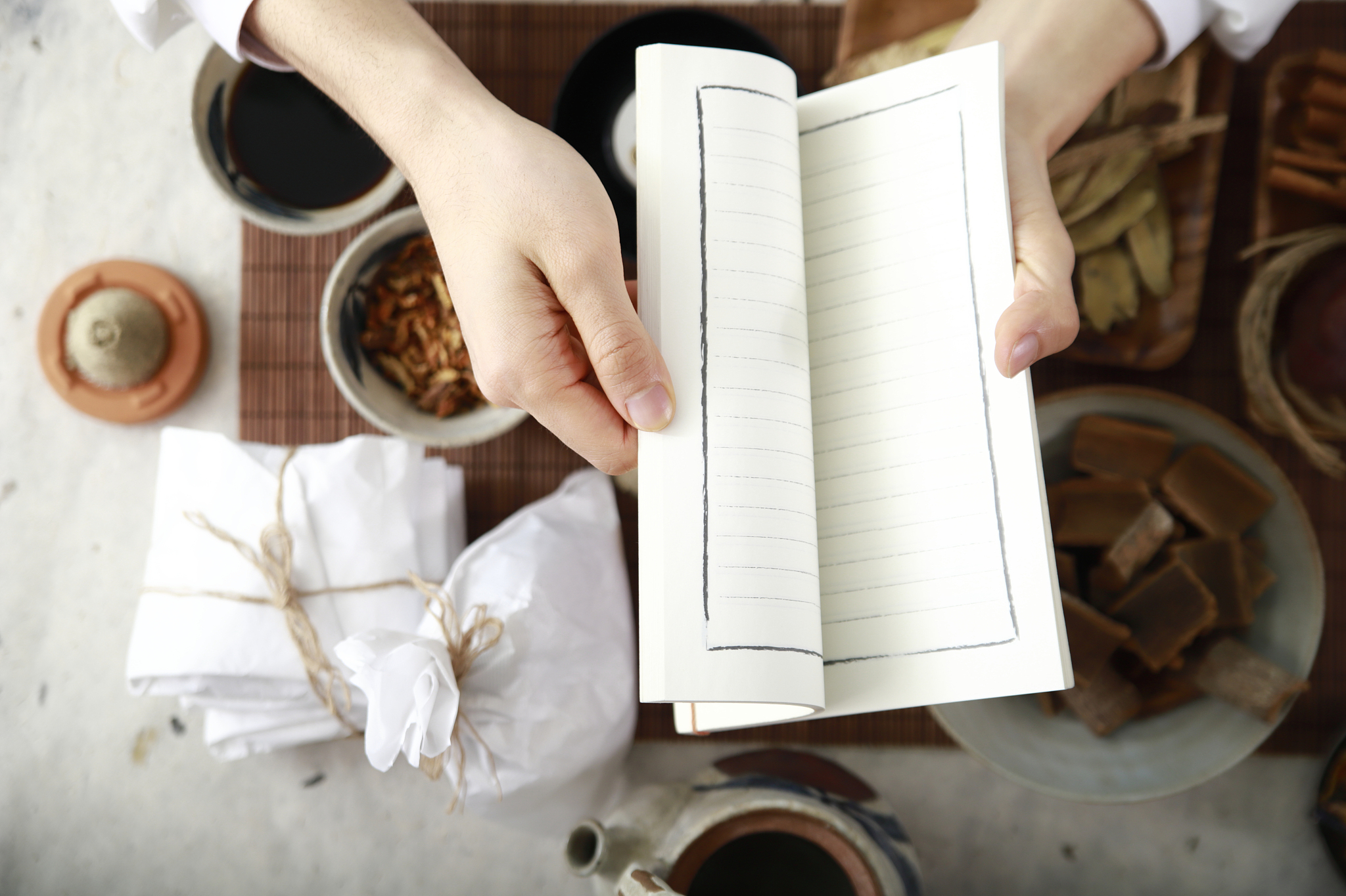 重庆中医大卫校热门专业推荐：中医学、中药学、针灸推拿等