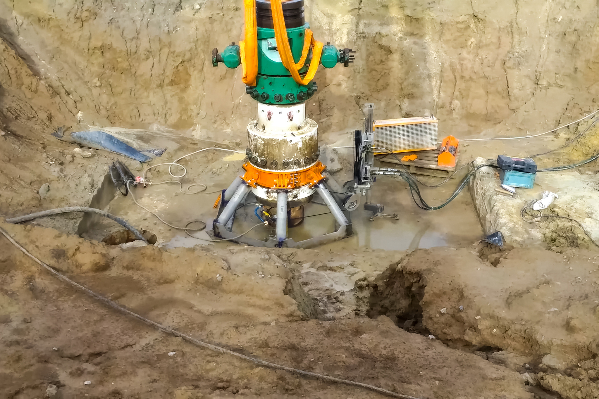 注采井筒三维杆管泵力学模型与失效机理国内技术现状以及发展趋势