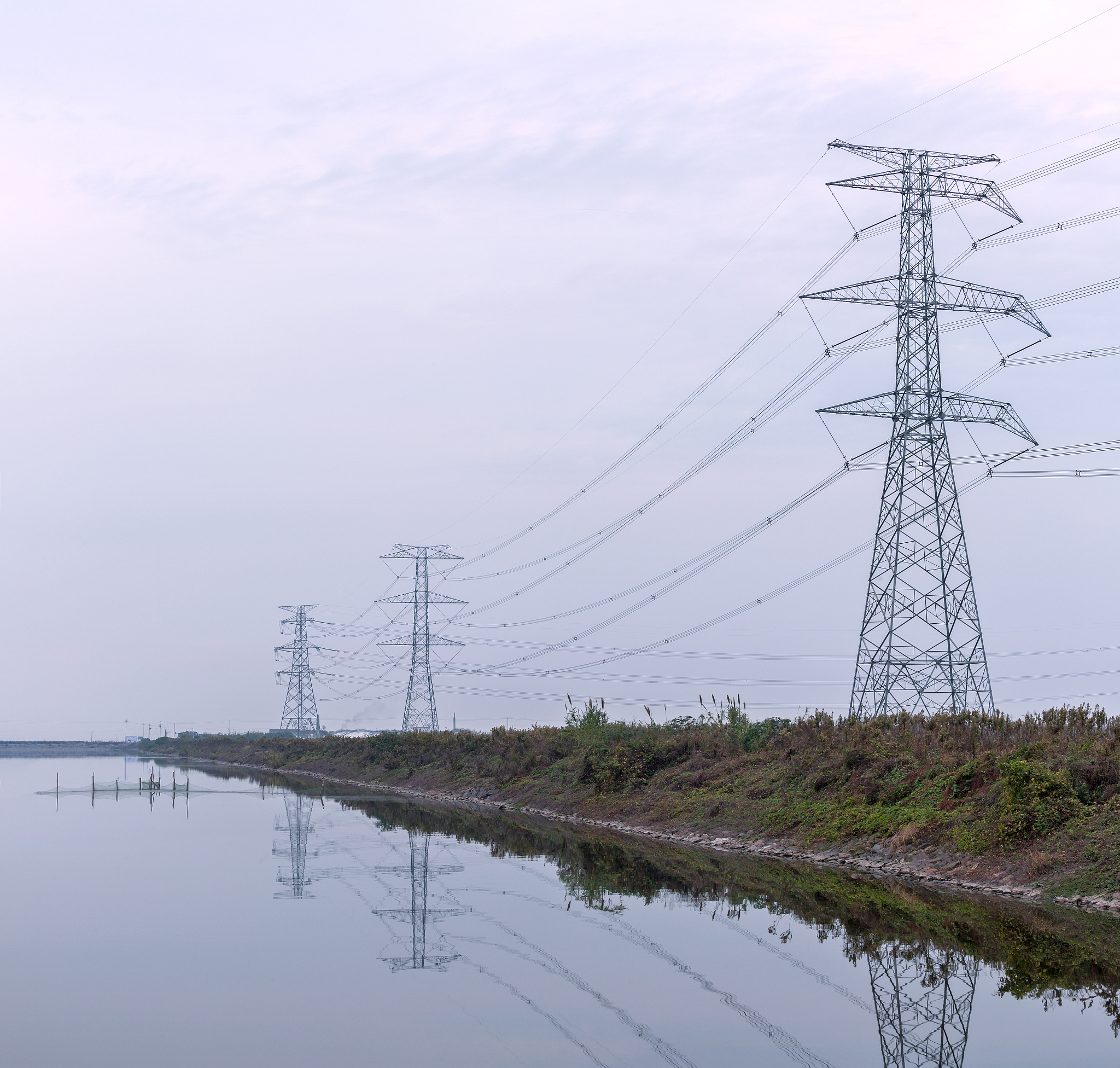文章内容主题是四川省宜宾市房建和电力资质办理和转让字数