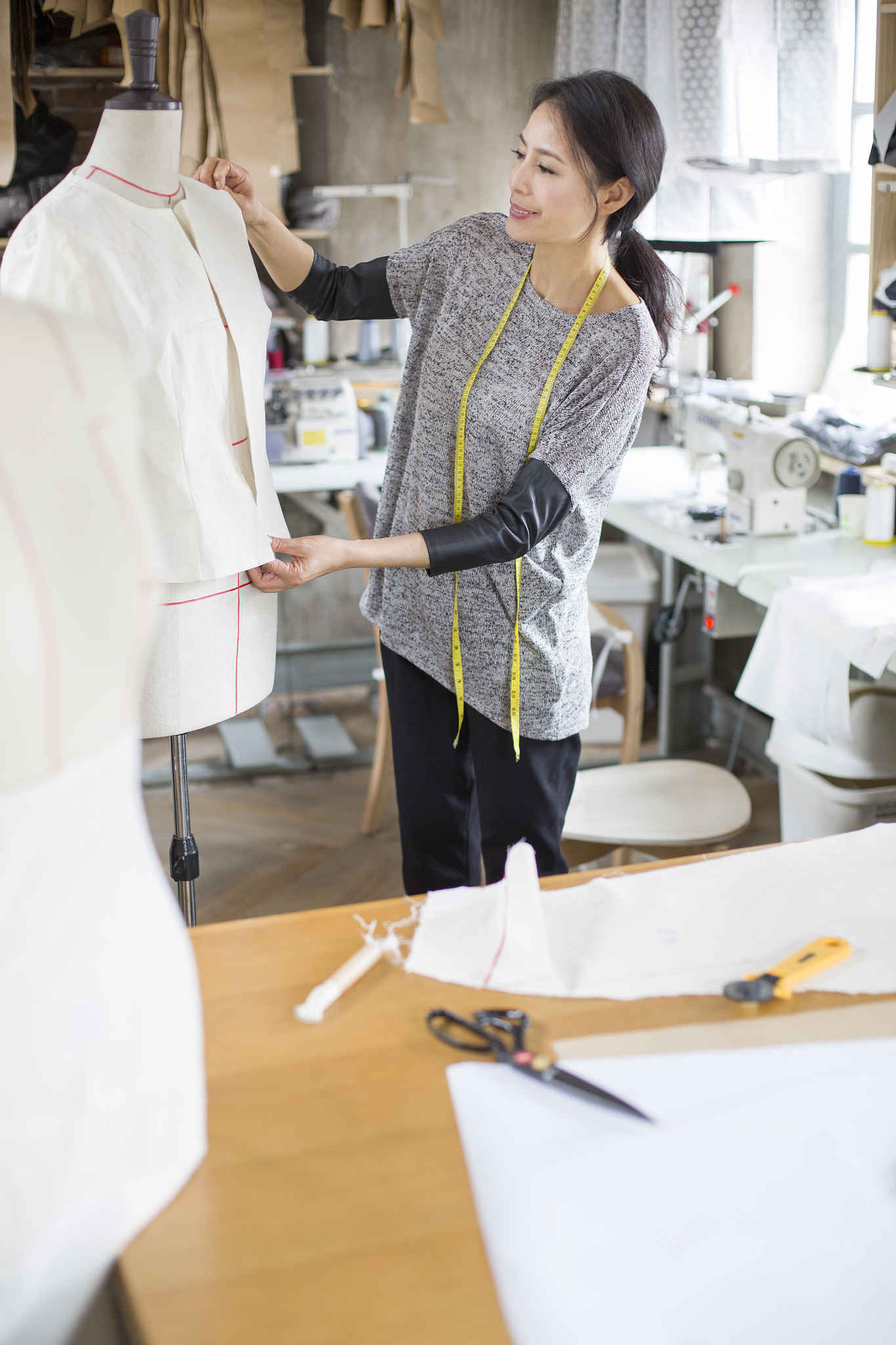 类似服装设计师都有哪些设计师？