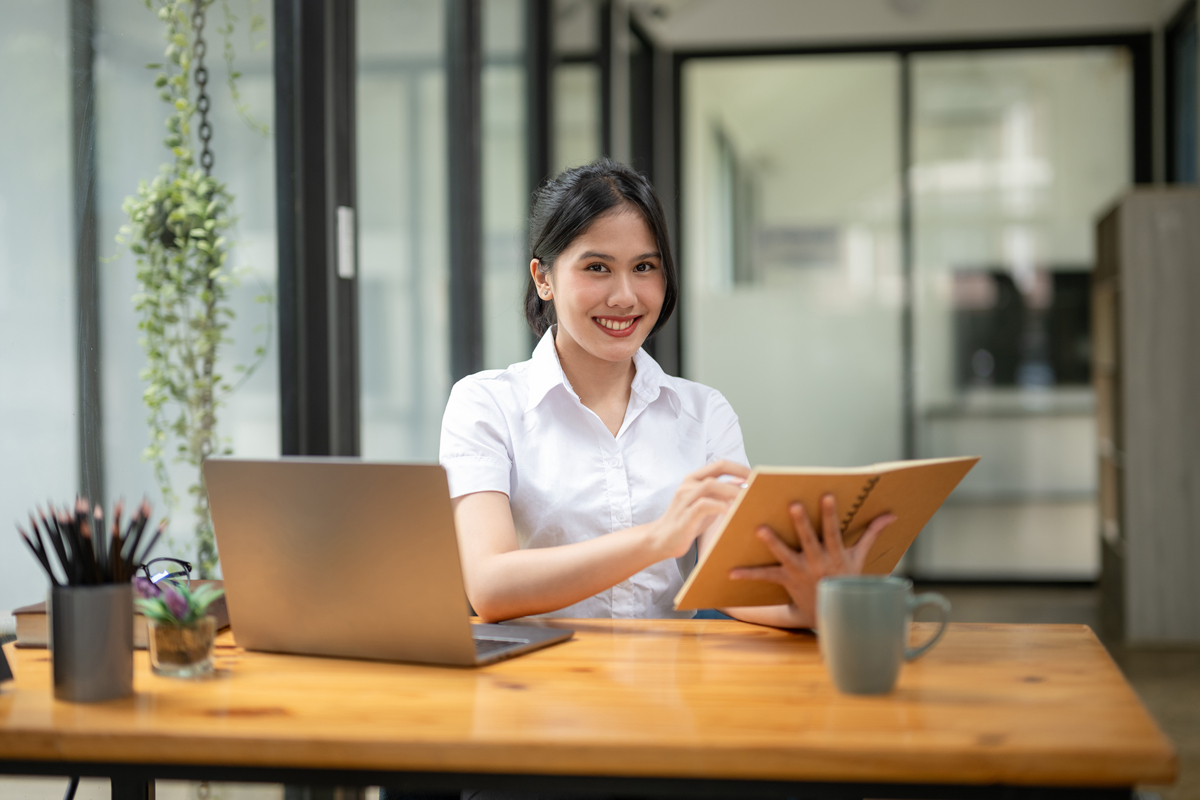 女生学英语专业最好的出路用发