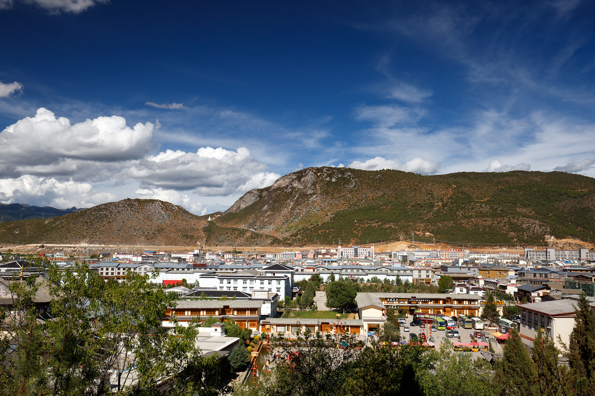shangrila, yunnan, china and the place nearby.