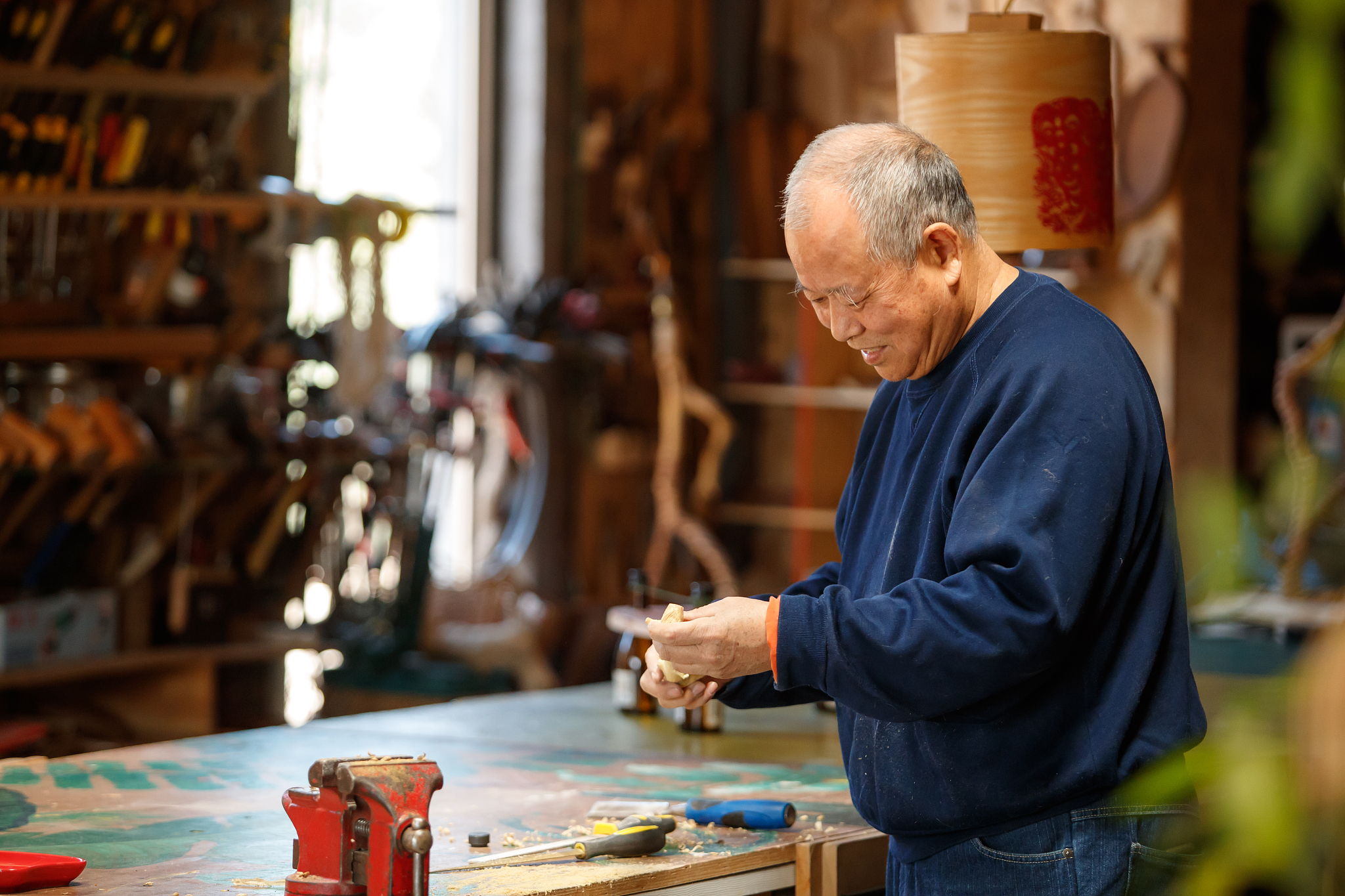 old woodworker craftsmanship