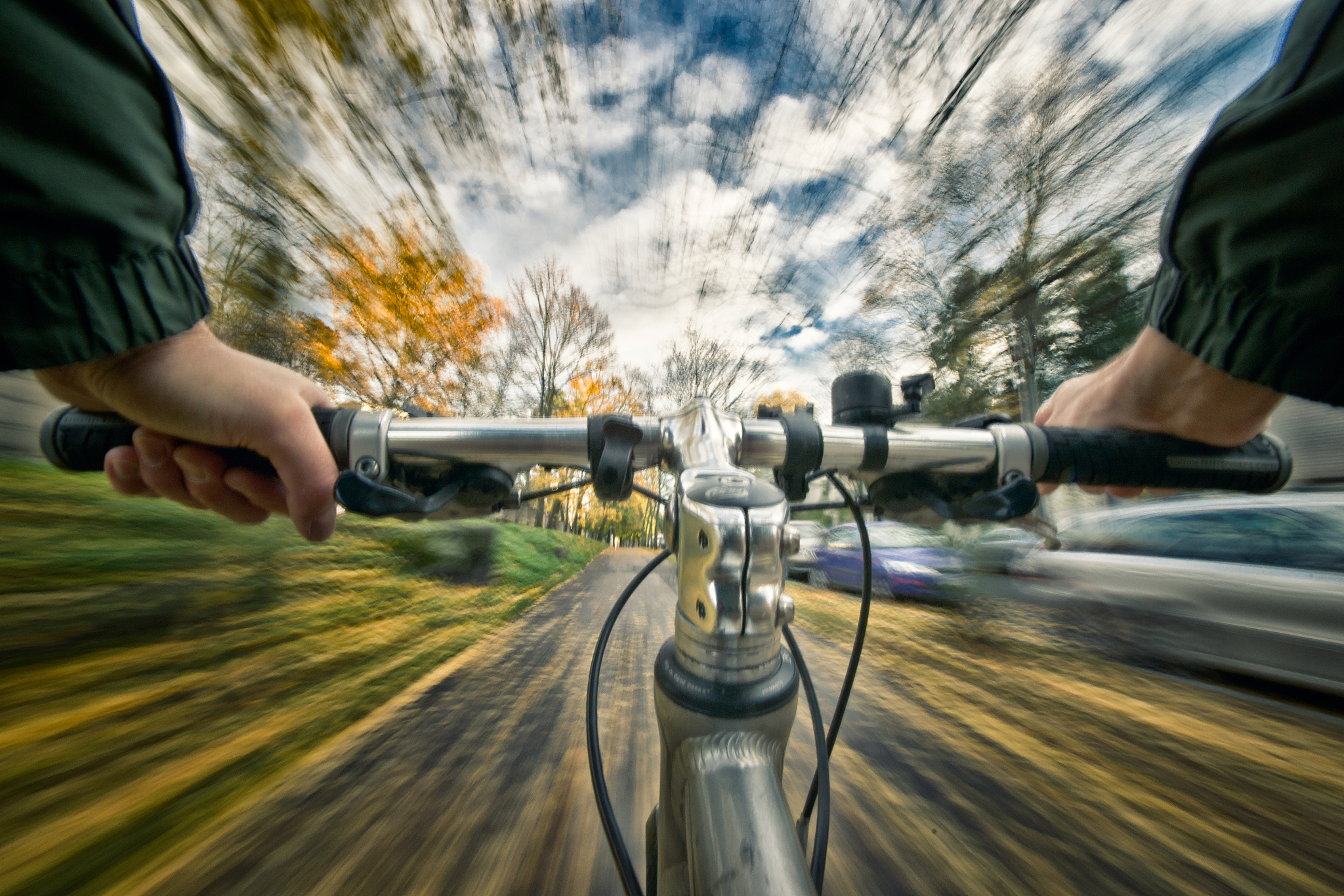 1200字关于必玩游戏推荐：畅销游戏一览