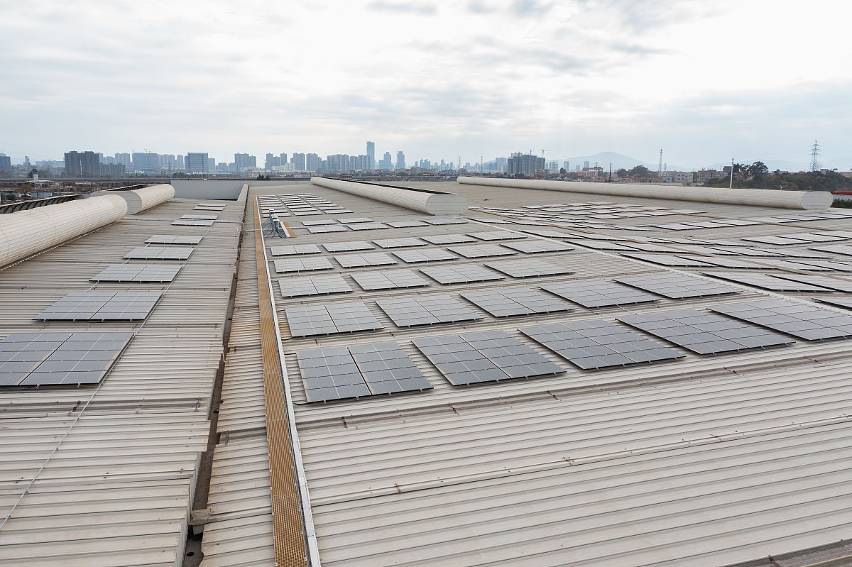 轻钢厂房屋顶光伏加固：设计与施工要点