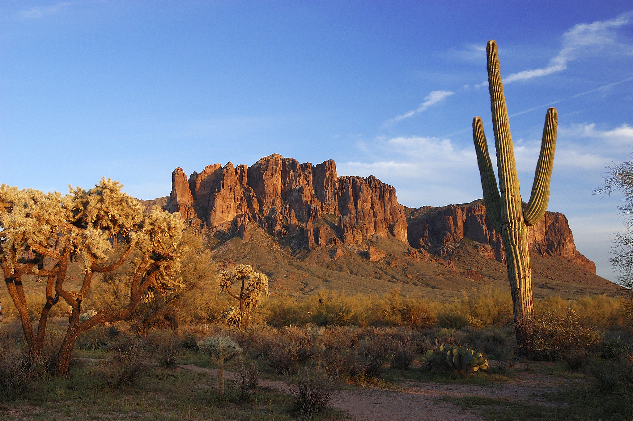 superstition mountains
