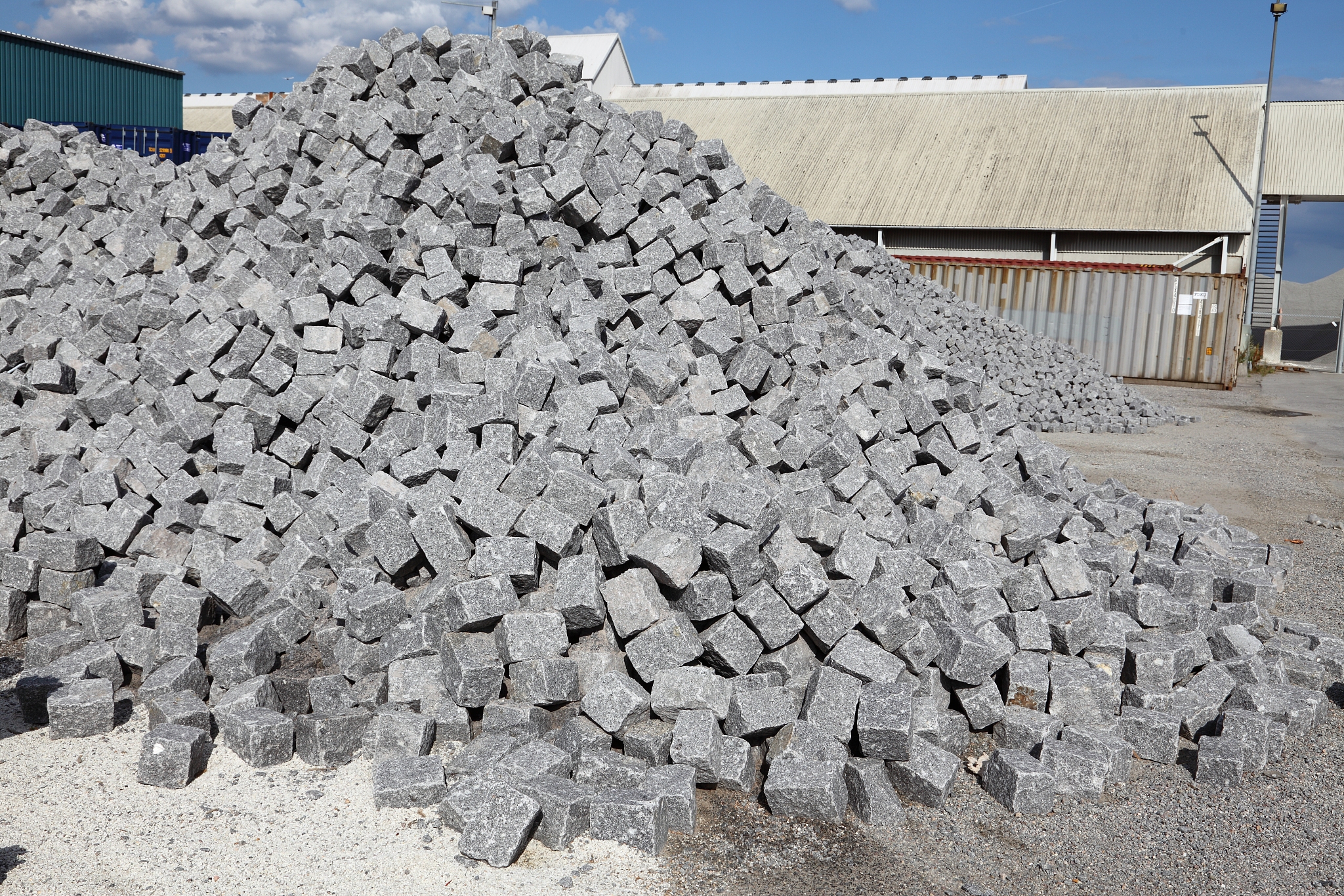 矿产资源用途：从建筑到科技，无所不在