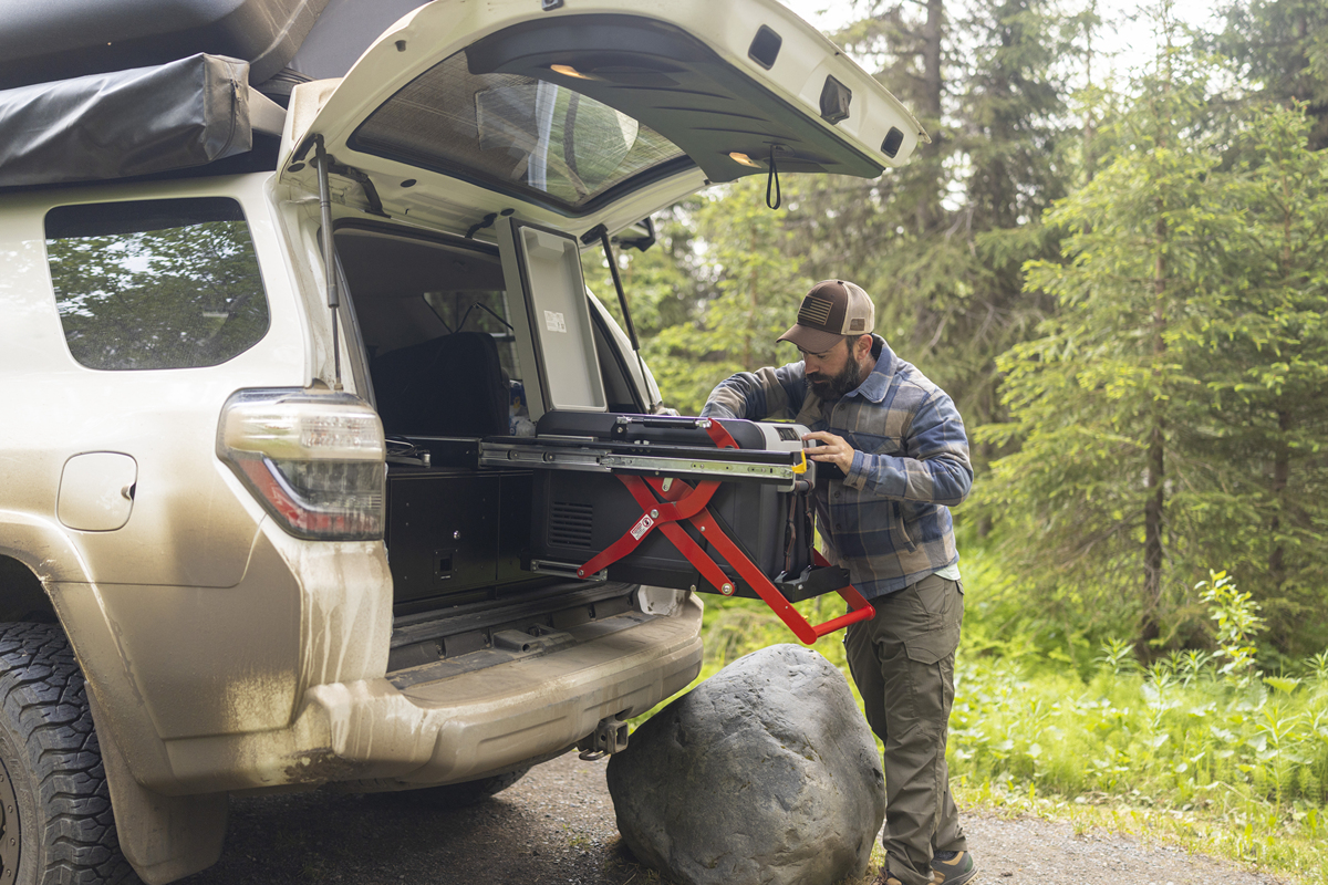 现代露营新需求：如何打造更完美的越野车