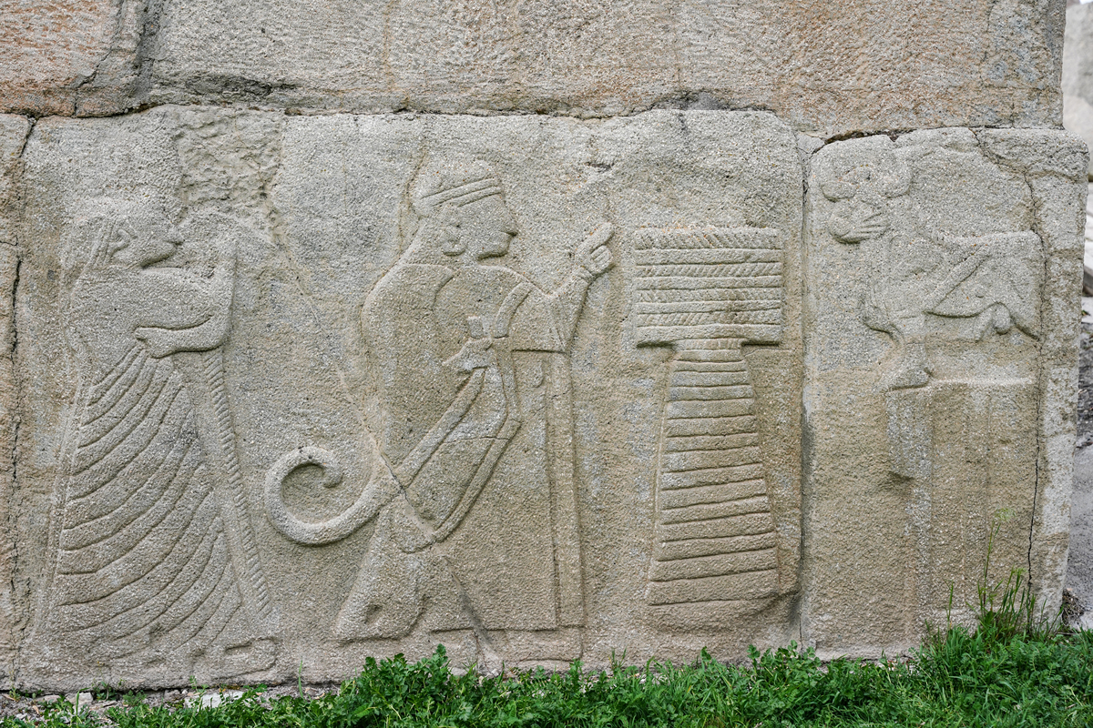 秦朝石刻艺术发展原因探析