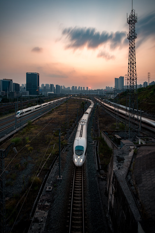 重庆高铁专业学校有着强大的综合实力