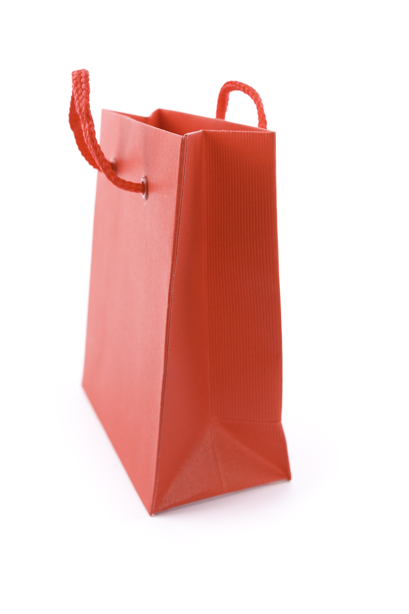 我是一名在线销售人员我们一款帆布包 耐用时尚百搭而且能装14inch 笔记本电脑但是我担心有可能出现 线头多有折痕包装不整洁的情况。担心客户收到不满意请提前帮我写一封全英文提醒邮件以便消费者收到货物遇到上面问题能第一时间找到我们。请开始用英文帮忙写一下吧