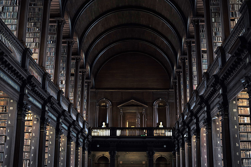 图书馆到学院开展调研活动