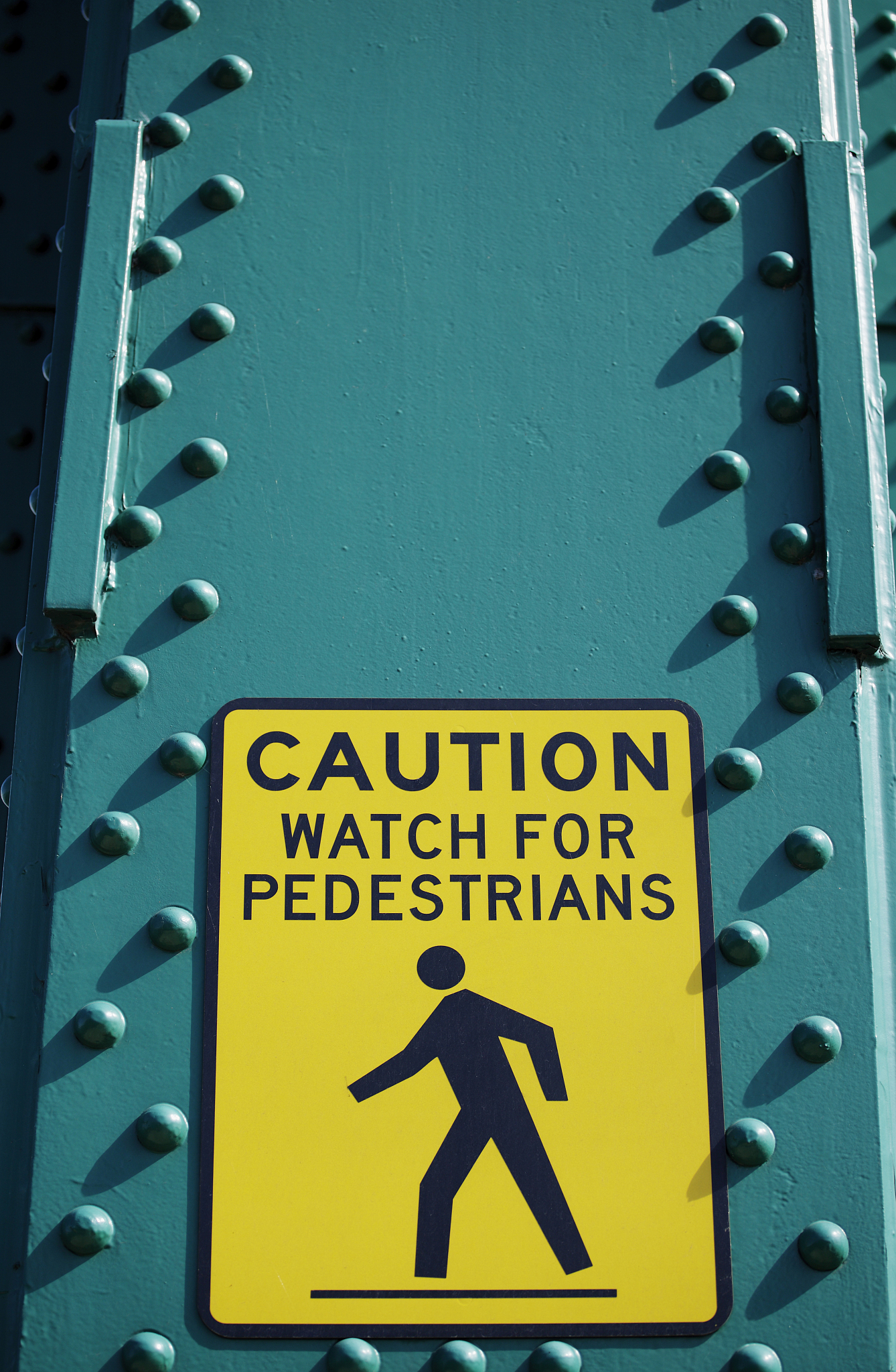 Write 5 bullet points between 200-250 characters for an Amazon listing selling bar pin Bullet Point FormatProduct Benefit Description Including the following keywords safety clasp brooch bar pin