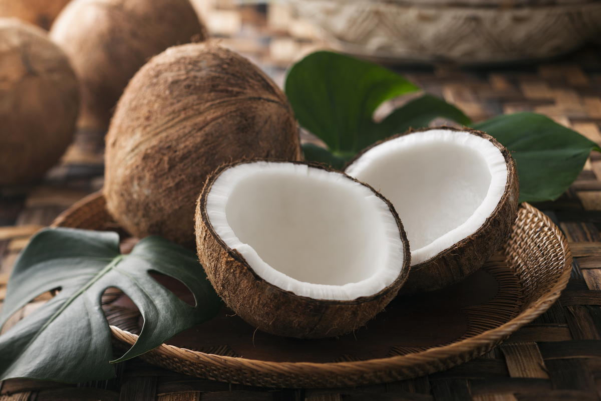 椰子含有锗元素吗帮我用210字详细描述