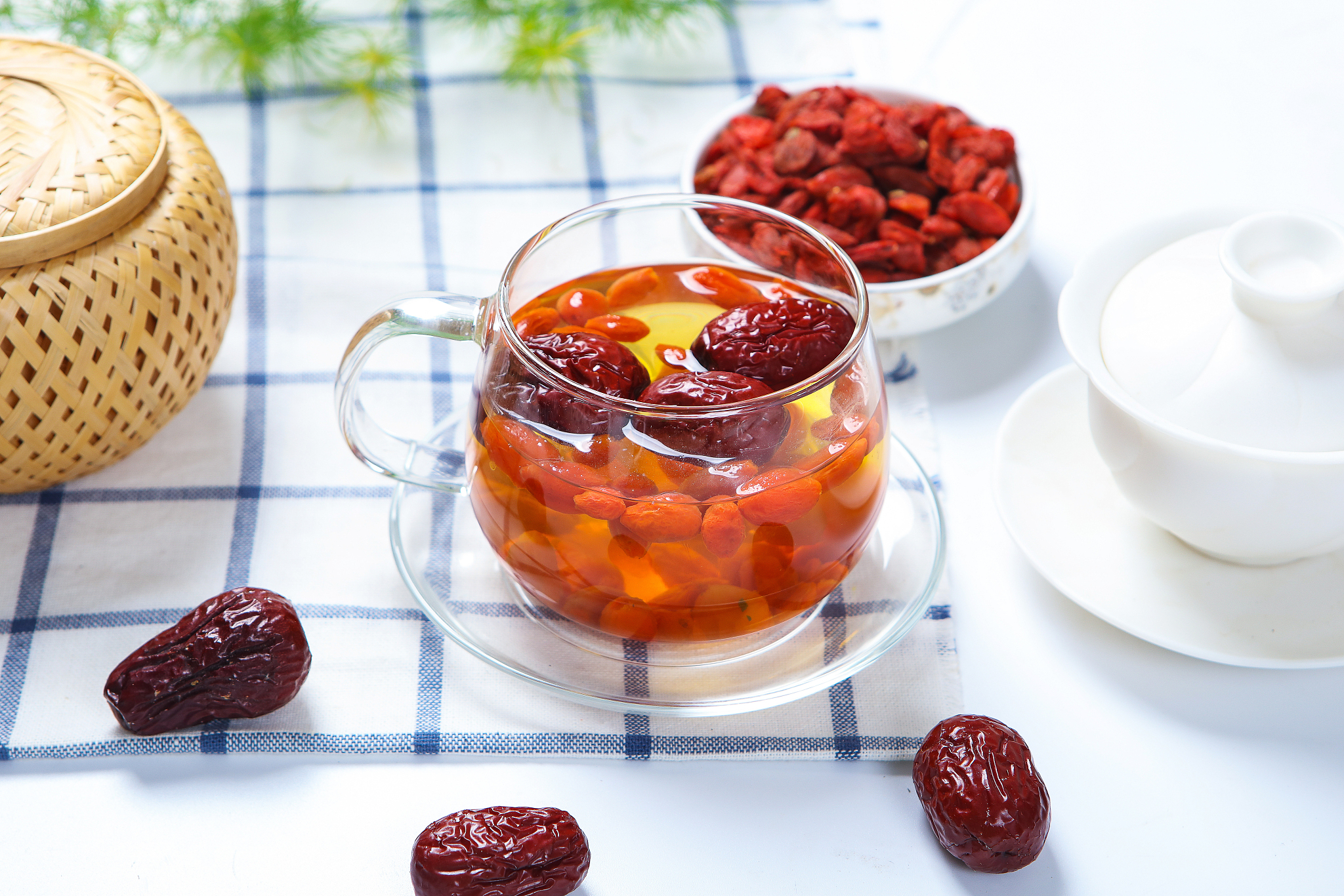 红枣苹果姜茶的做法_红枣苹果姜茶怎么做