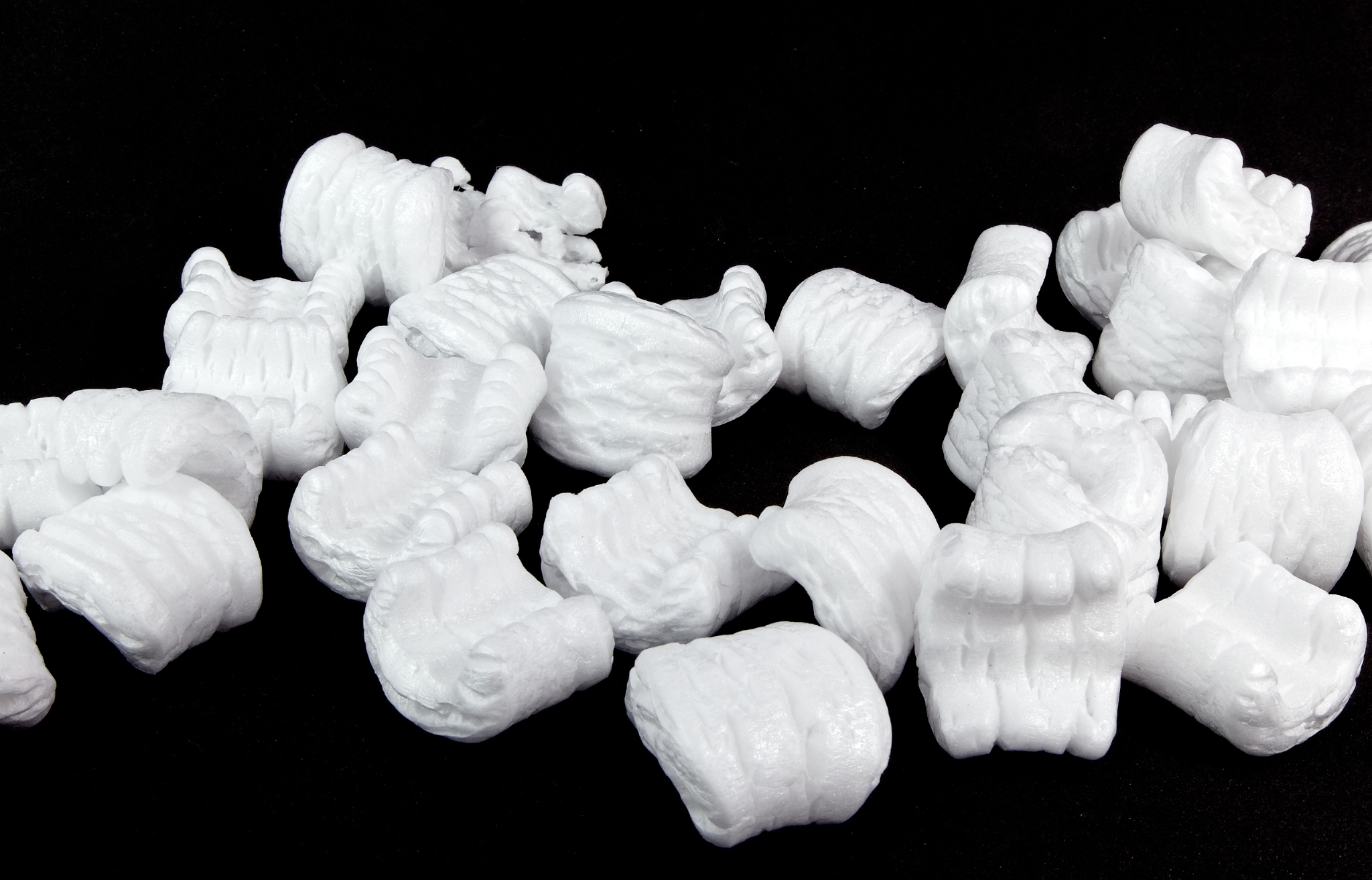 泡沫填充层厚度选择指南：厚度、密度与保温效果