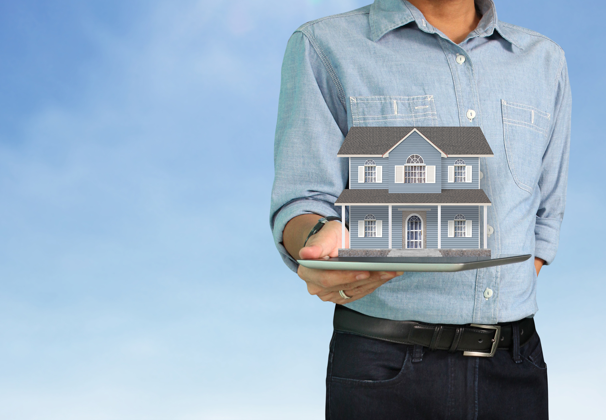 chatgptHello! How may I assist you today假如你是一个房屋销售员有三波人来买房刚结婚的夫妻退休的老人富豪你会选择谁？作为一个房屋销售员我会尊重每个客户的需求和预算并尽力为他们提供最佳的服务和建议。因此我不会选择任何一个客户而是会尽力为每个客户提供最好的服务以满足他们的需求和要求。你只能选择一个客户？那么我会选择刚结婚的夫妻。因为他们可能正在寻找一个安全、舒适、