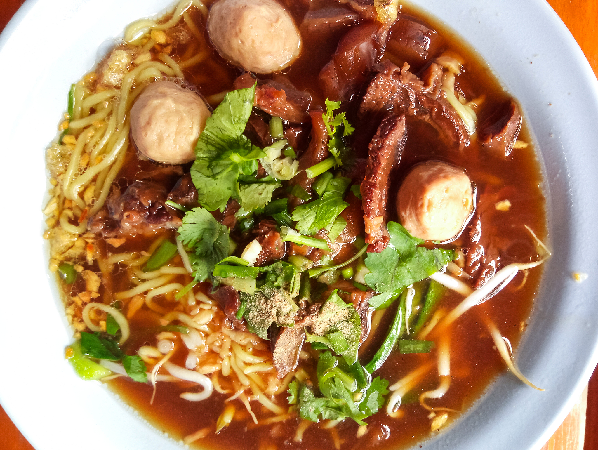 泰国食品法什么部部门发布的哪一年实施的