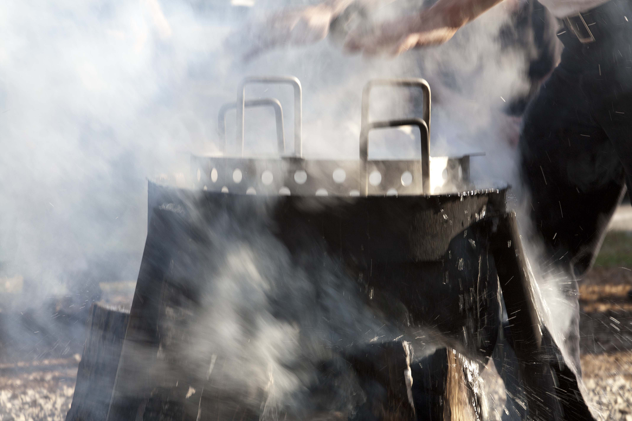 《雪国列车》电影解说：惊险悬疑，人性与黑暗的交锋