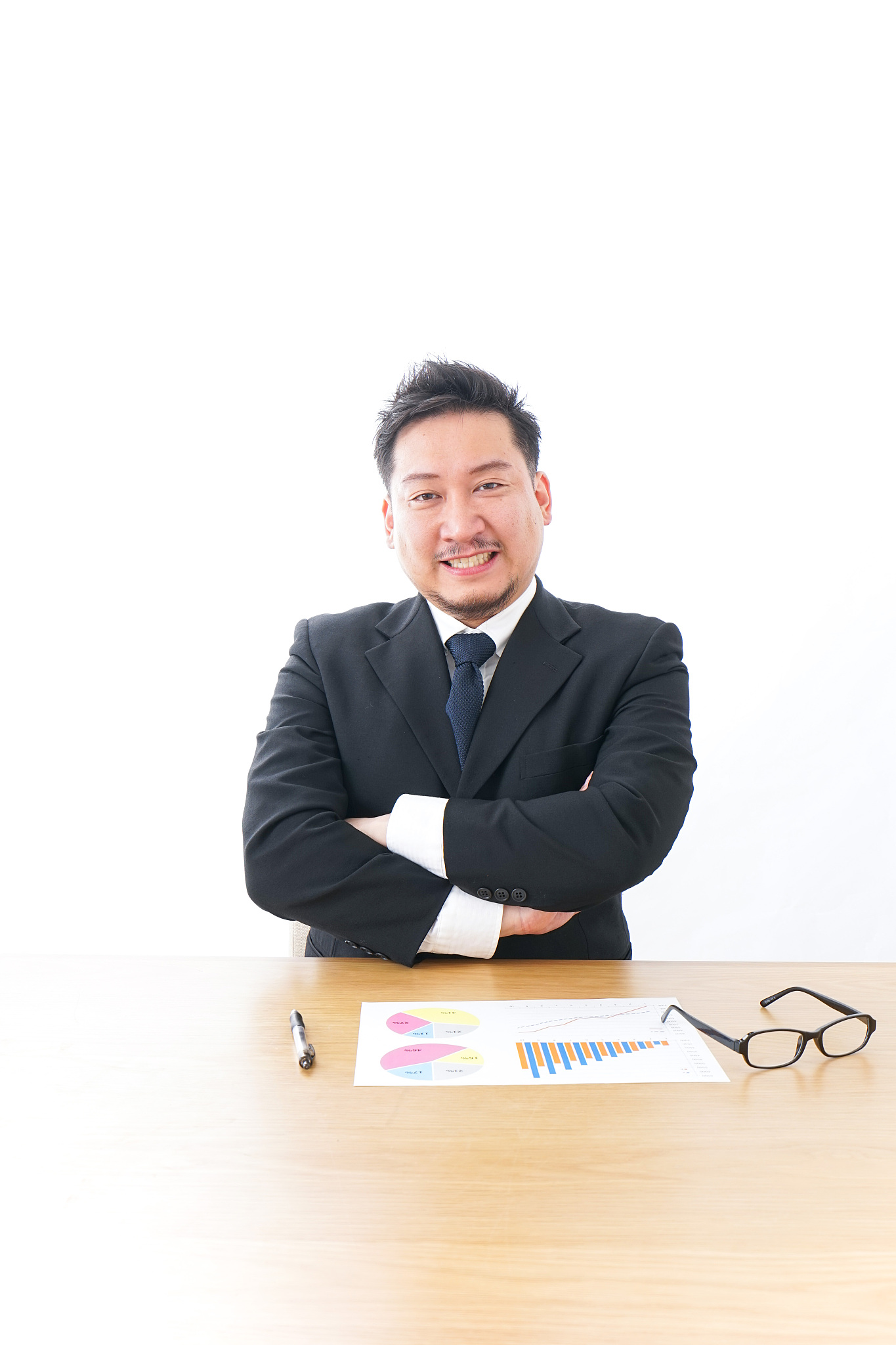 worker in office image