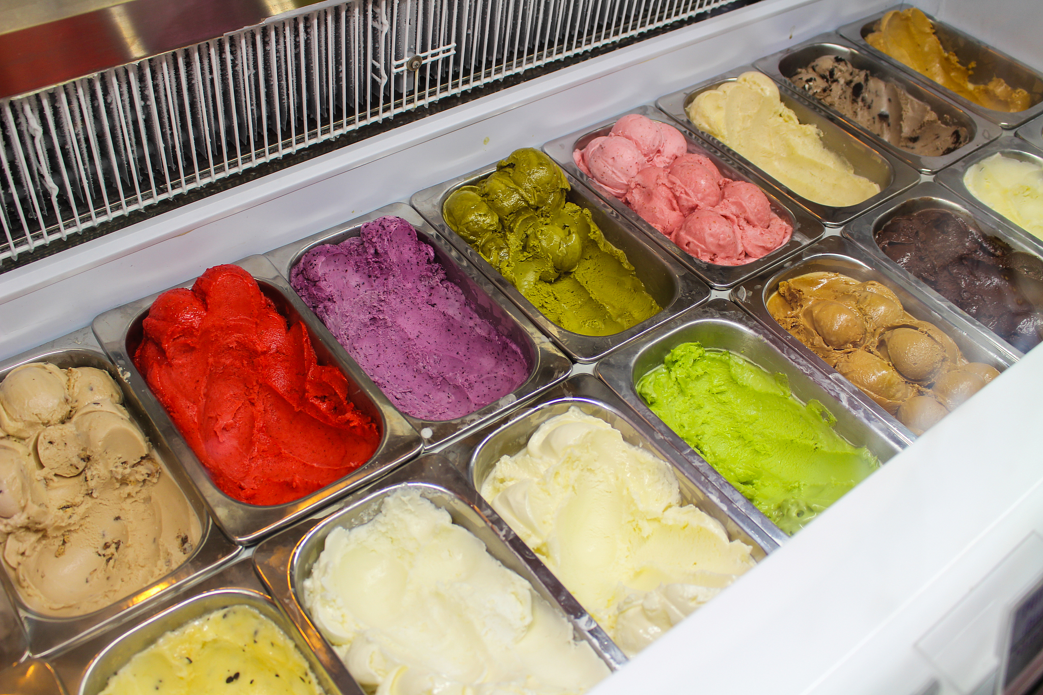 我想摆摊卖酸奶水果捞一个卖15块钱合理吗