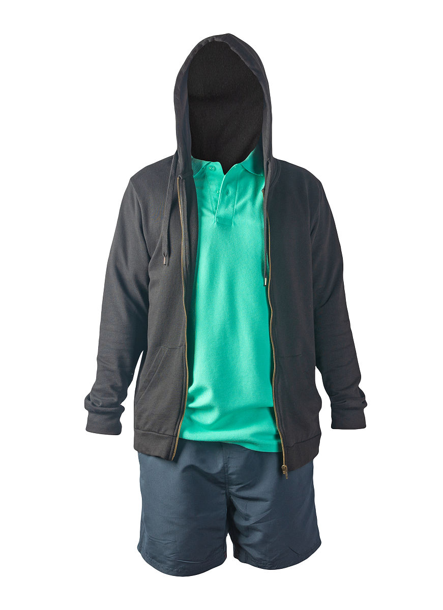 用美式英语写3条关于9269男士运动休闲连帽卫衣 黑色的好评以及其好评标题。结果格式为输出格式为：标题+：+好评内容。