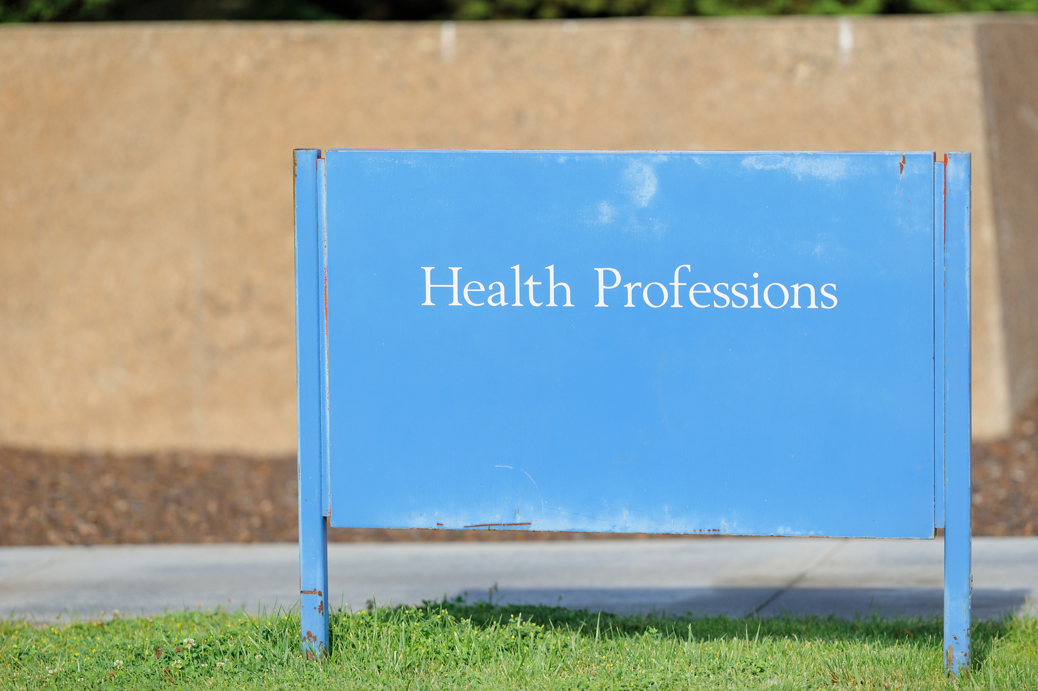 四川中专学校专业设置：热门专业及特色介绍