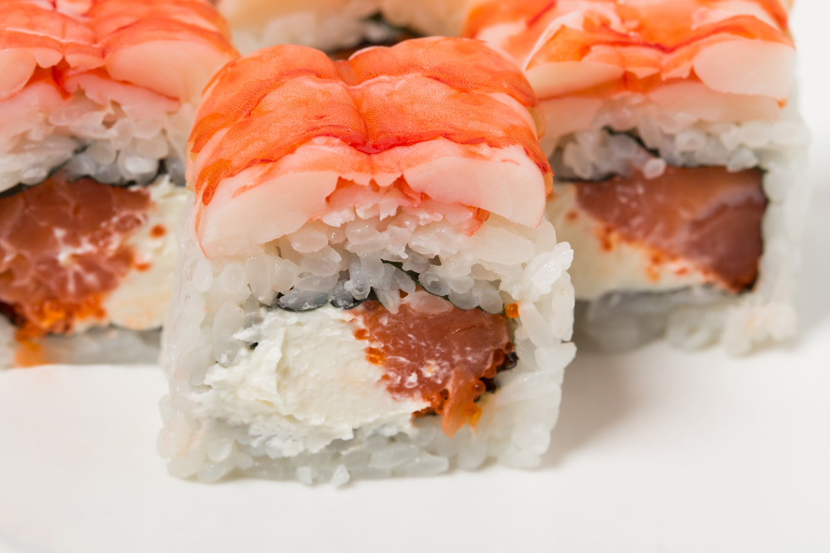 爆款寿司来袭！鲜美可口，价格实惠，不容错过！