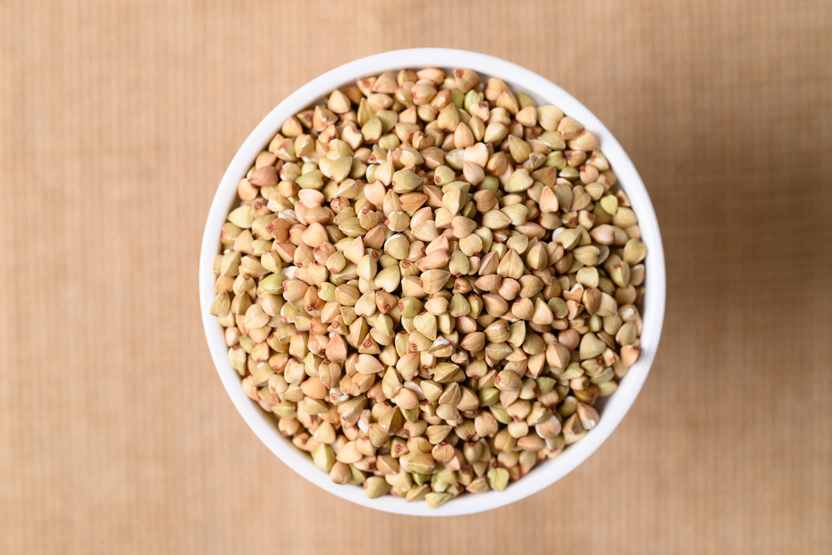 荞麦泡水的功效与禁忌