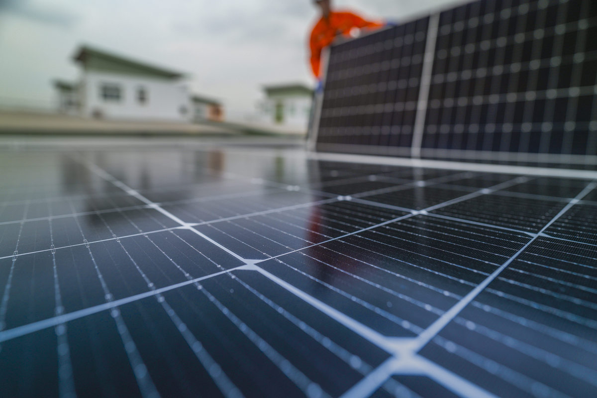 太阳能电池研究进展与挑战：从传统硅基到新兴材料