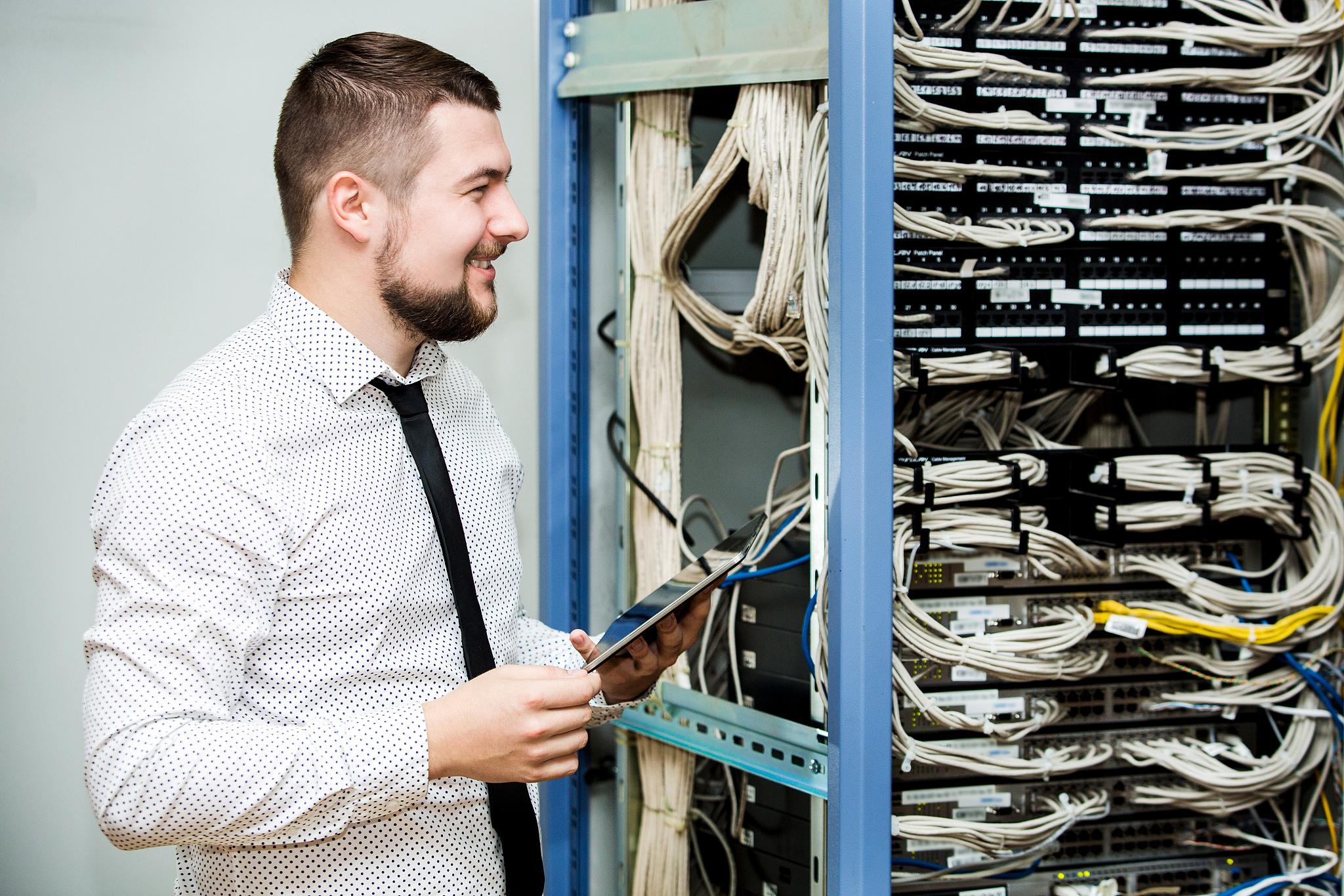 广州市电子商务技工学校专业设置及热门专业推荐