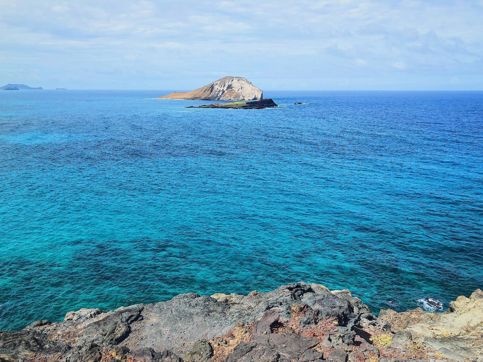 诠释蓝色国土中的海域、海岛、海洋的内容和发展需求