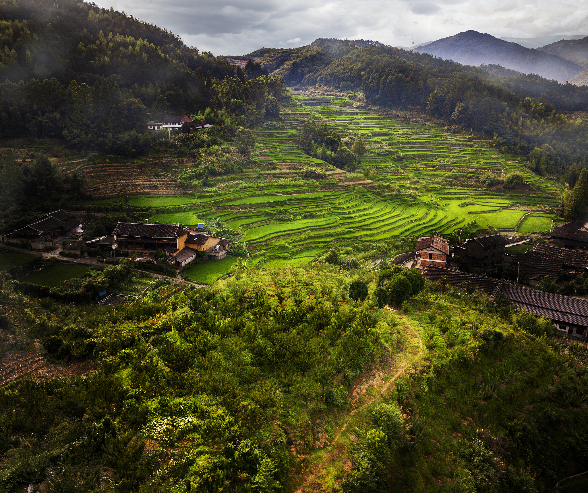 我的美丽家乡：山川秀丽，文化丰厚
