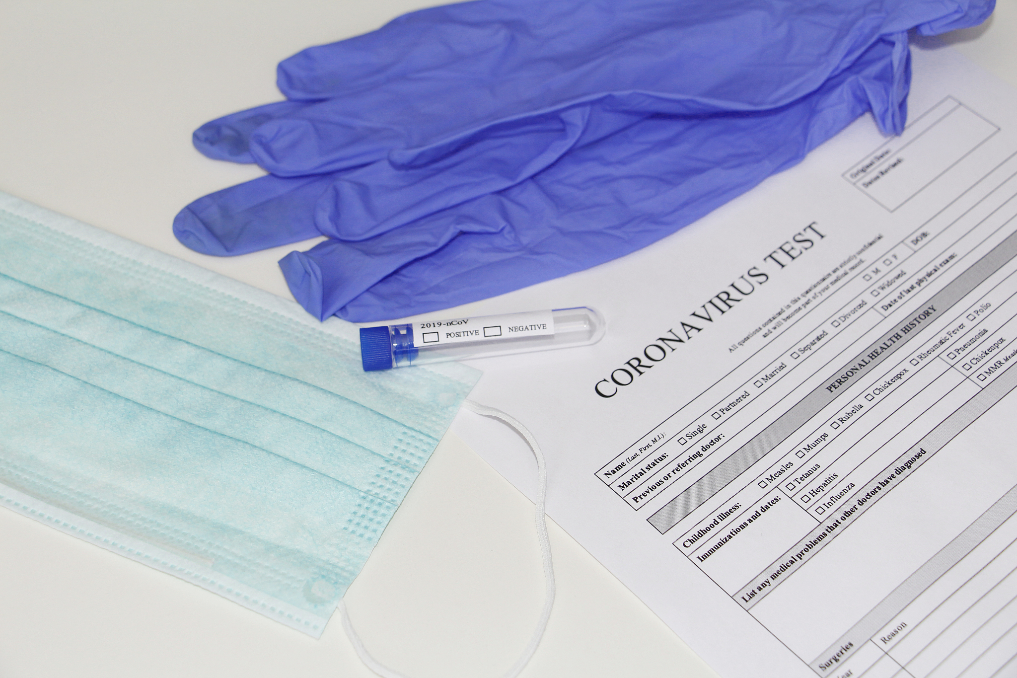 写一篇关于广州市卫信工贸有限公司介绍该公司从事医用敷料、医用胶带、医用手术膜等产品的研发、生产、销售。