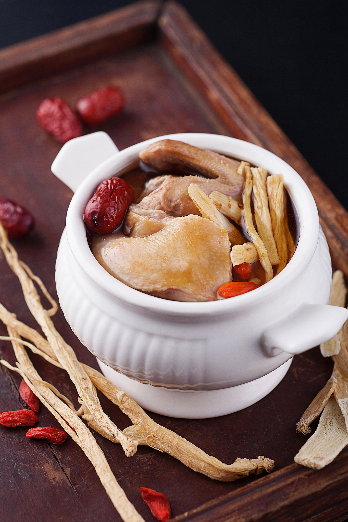 百合鸡汤：功效与作用，滋补养生佳品！