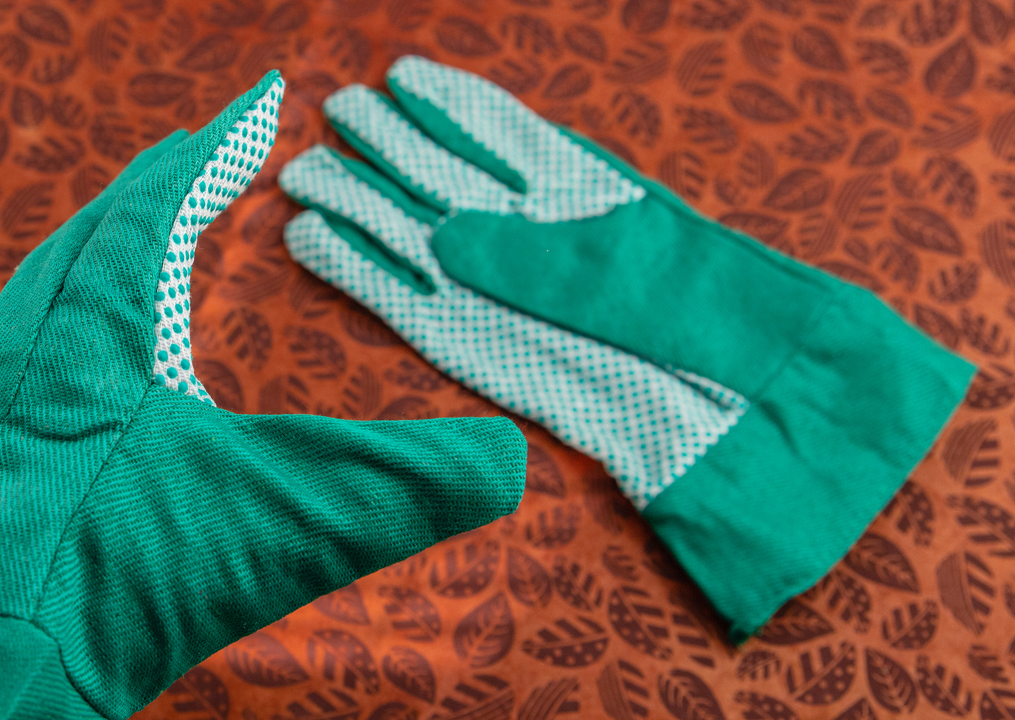 garden gloves