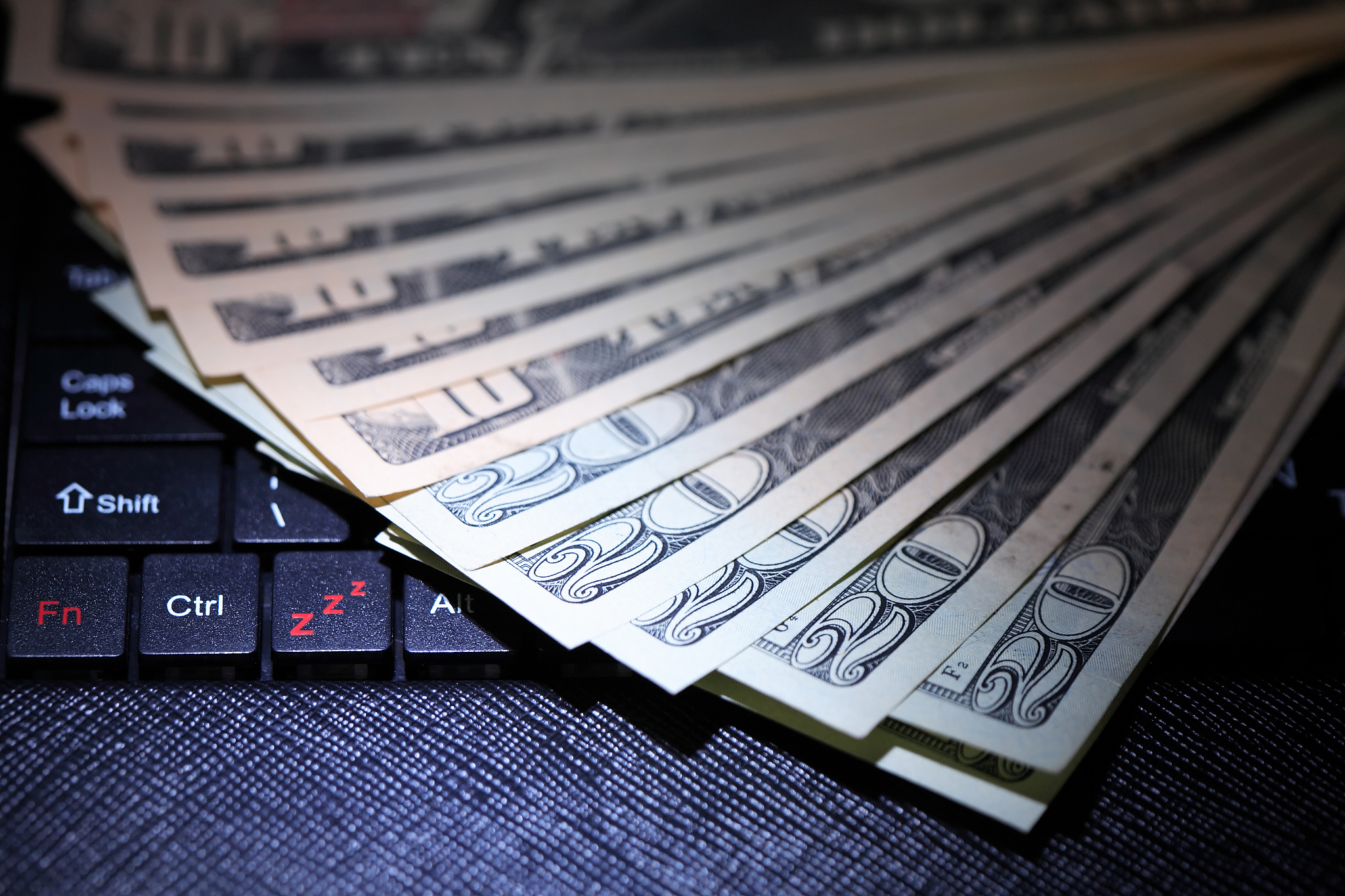 荣县职业技术教育中心的重点专业是什么