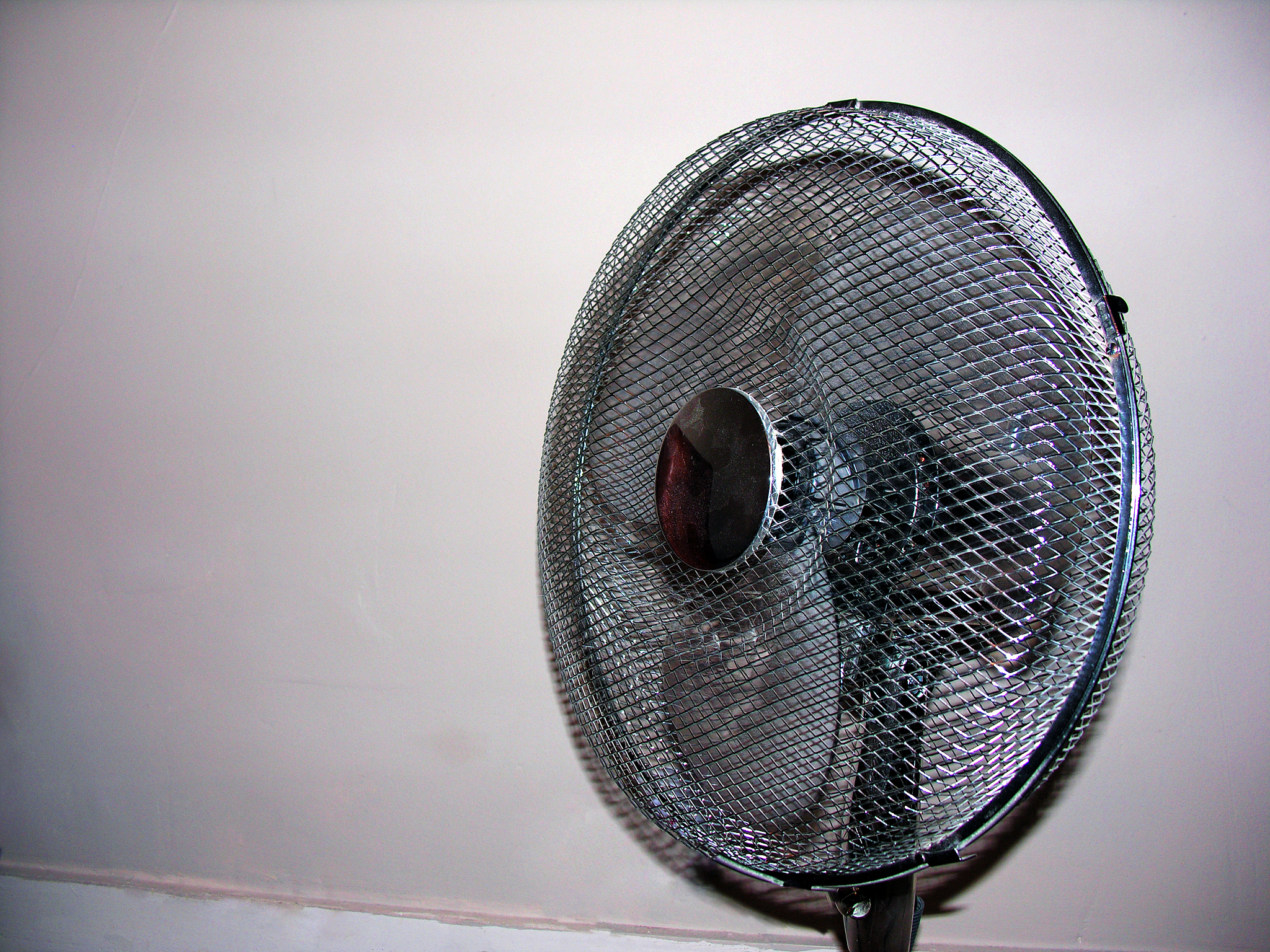 Laptop fan design principles in English piece very simple a look to understand!Ball bearing Versus Sleeve Bearing A Comparison in Bearing Performance As consumers demand smaller faster computer system