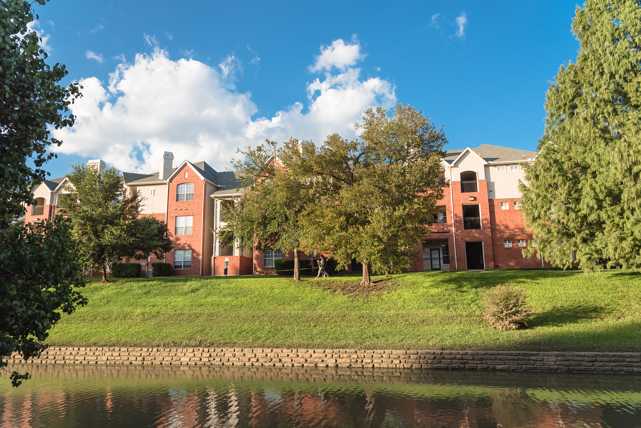 multi-story apartment building complex in suburban dallas fort-w
