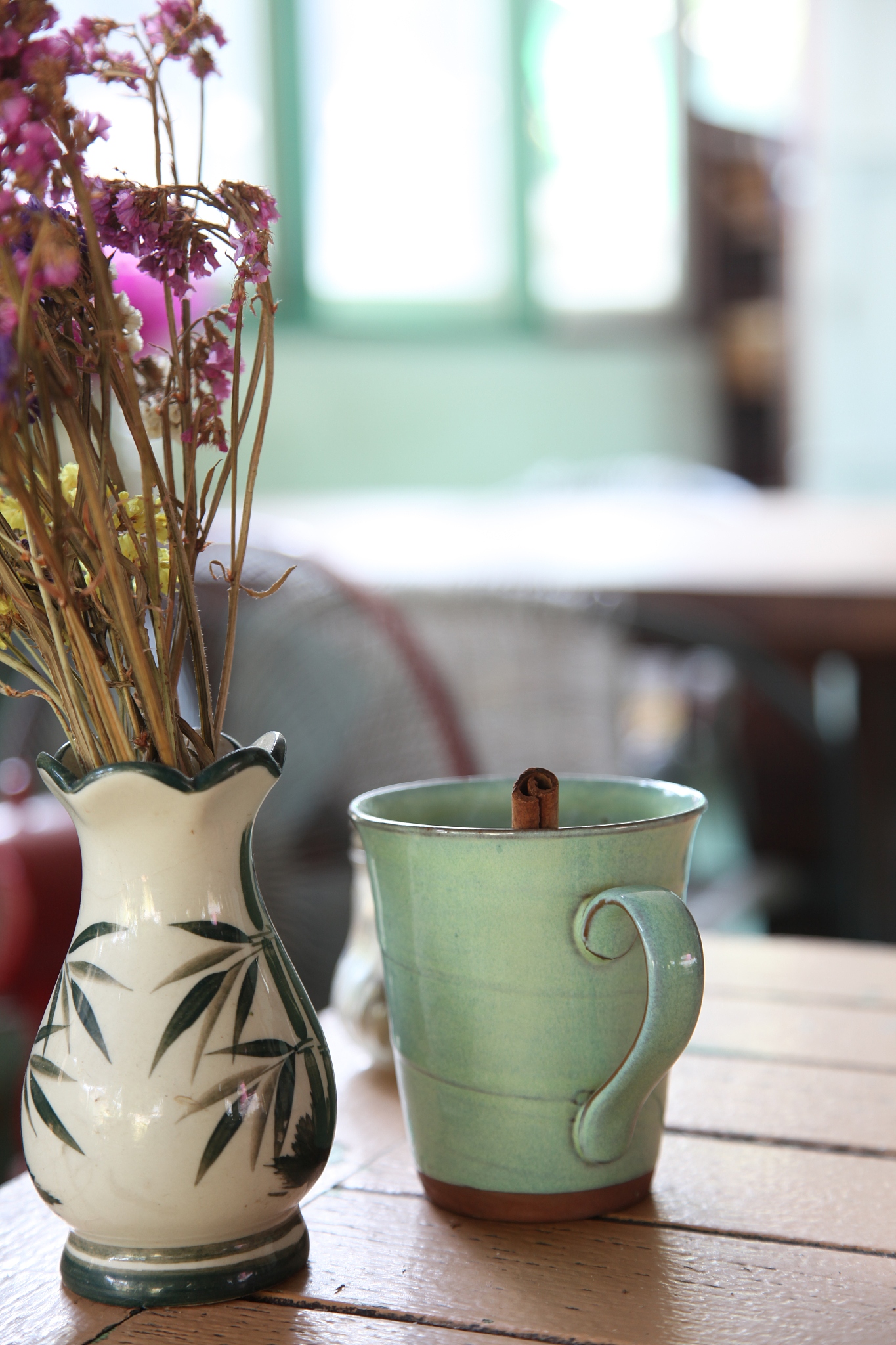 coffee and vintage pots,having coffee in a restaurant, coffee an