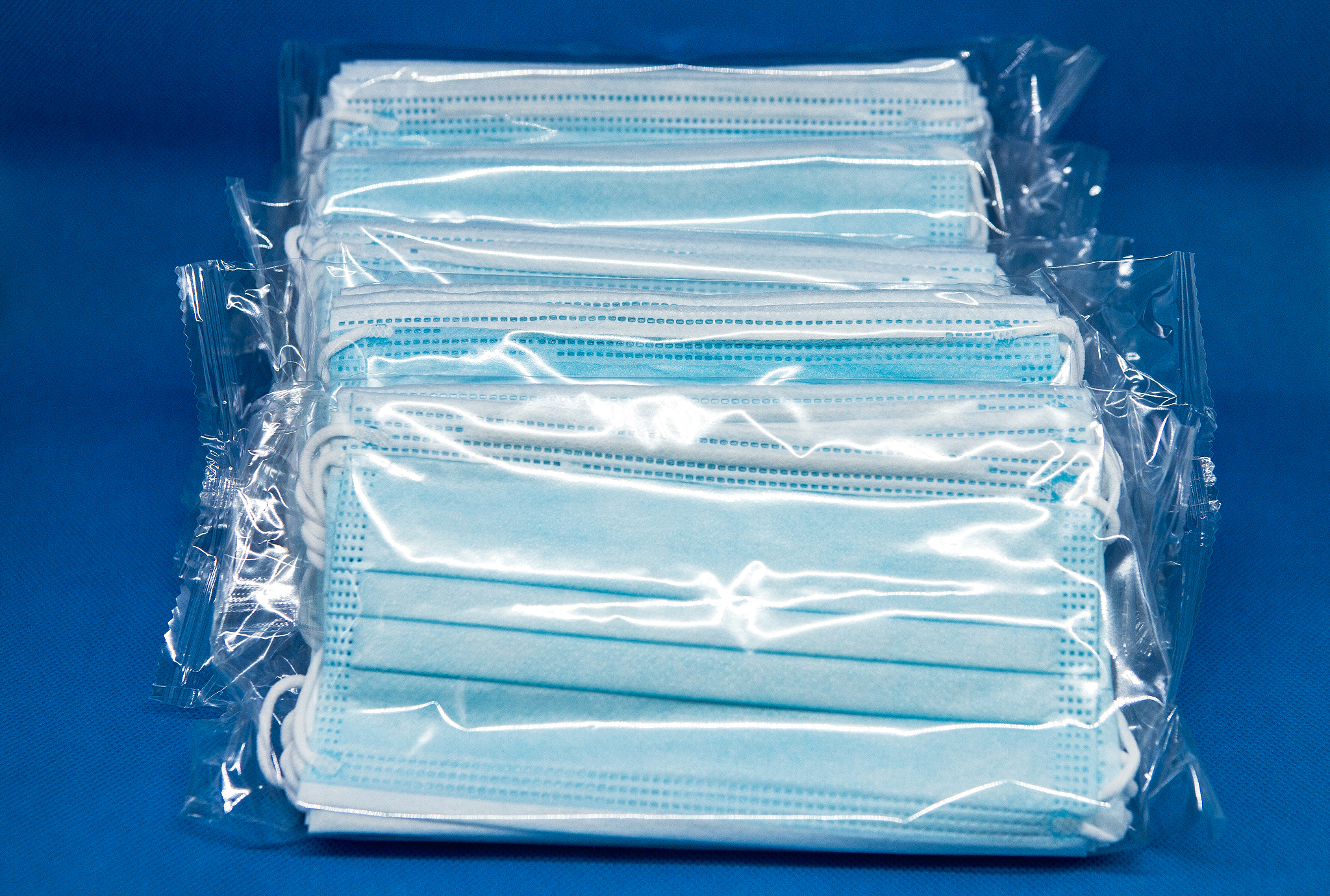 package of surgical masks 10
