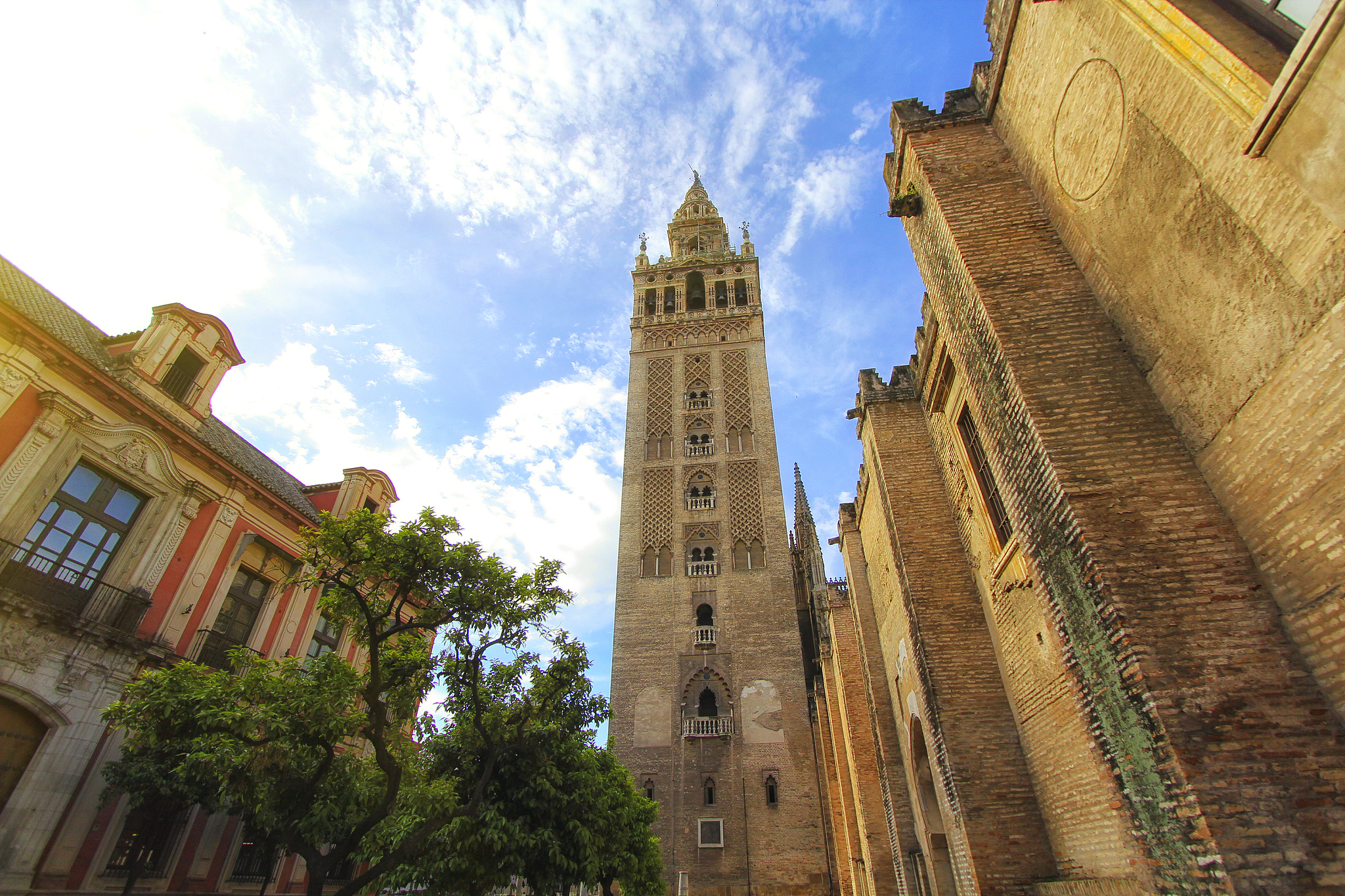 seville cathedral, gothic style architecture in spain, andalusia