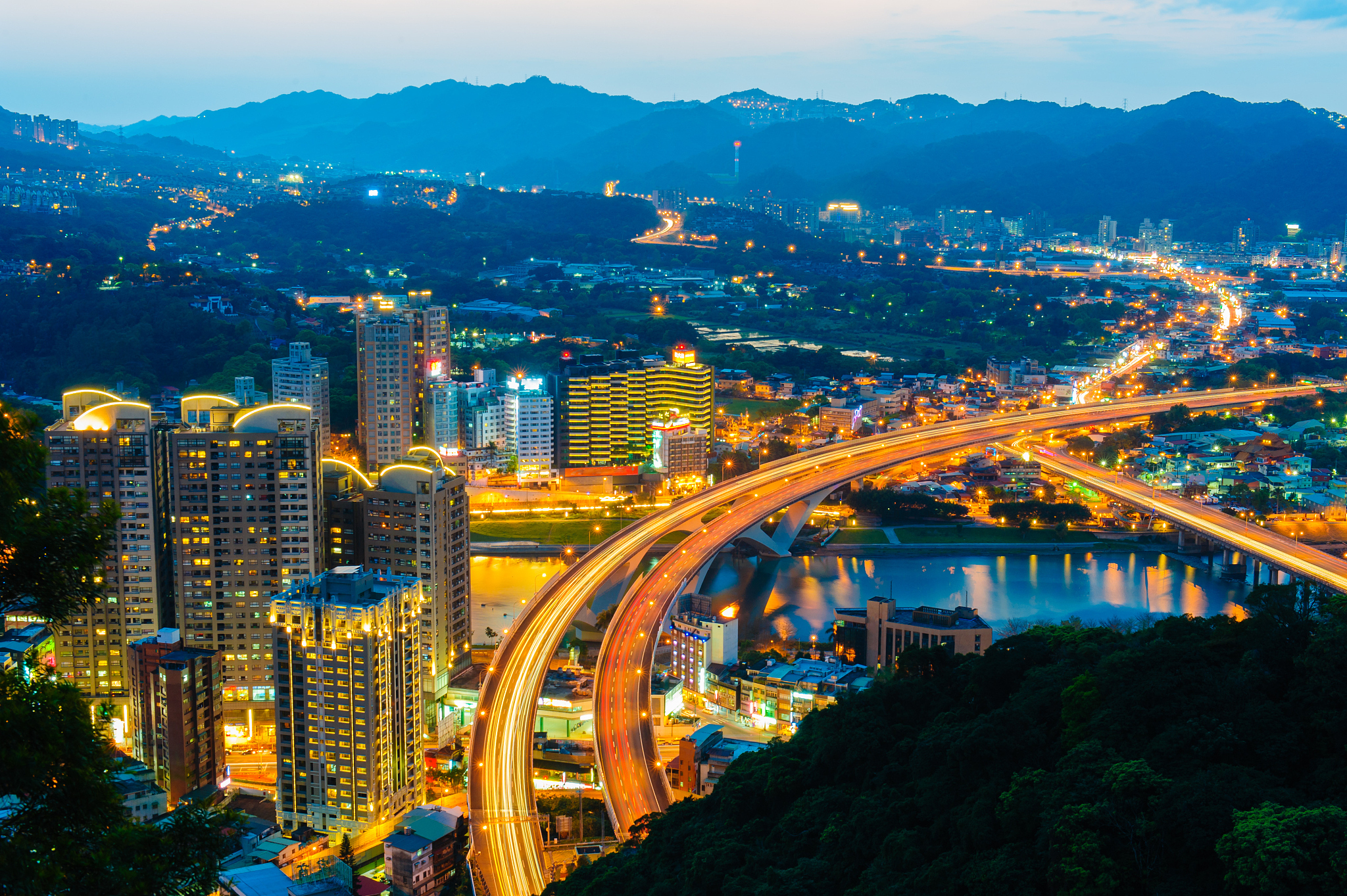 night view of taipei